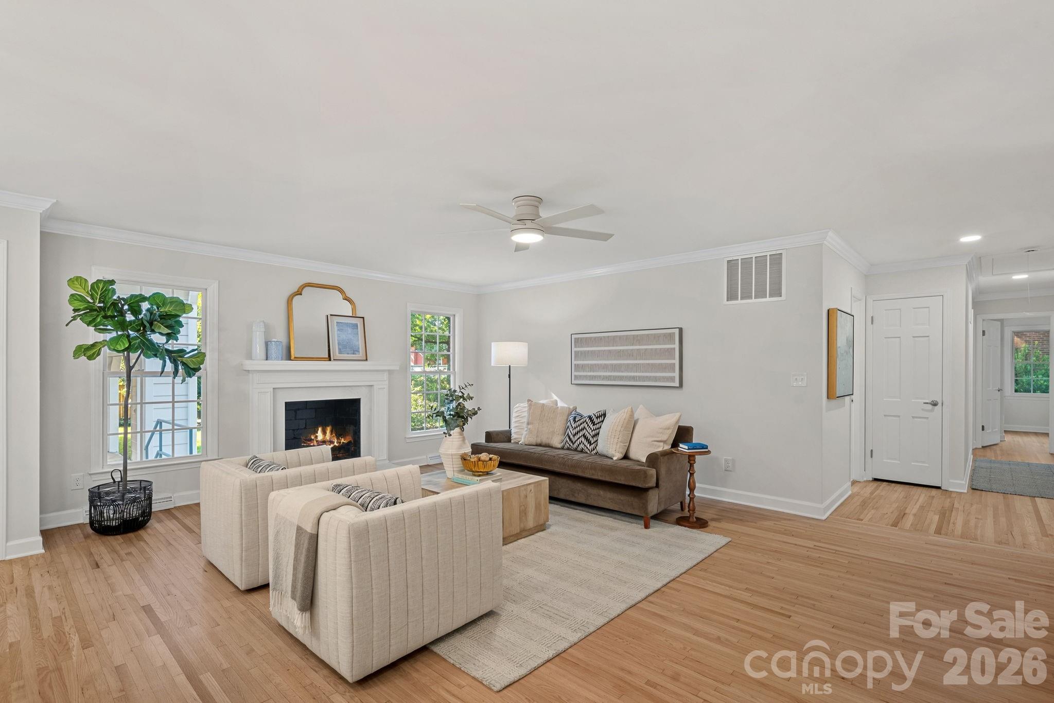 1100 Braeburn Road — Charlotte