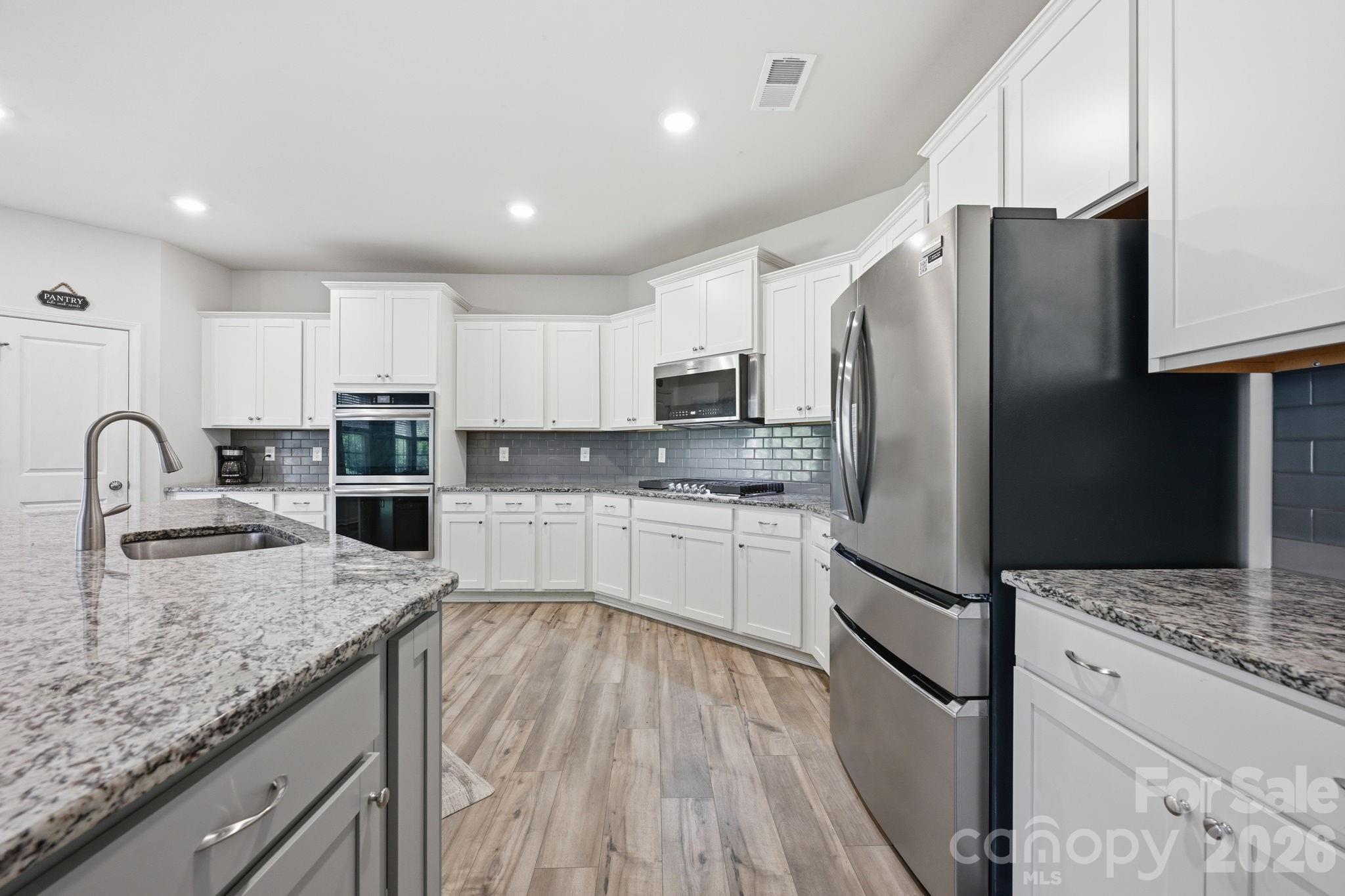 328 Kennerly Center Drive — Mooresville