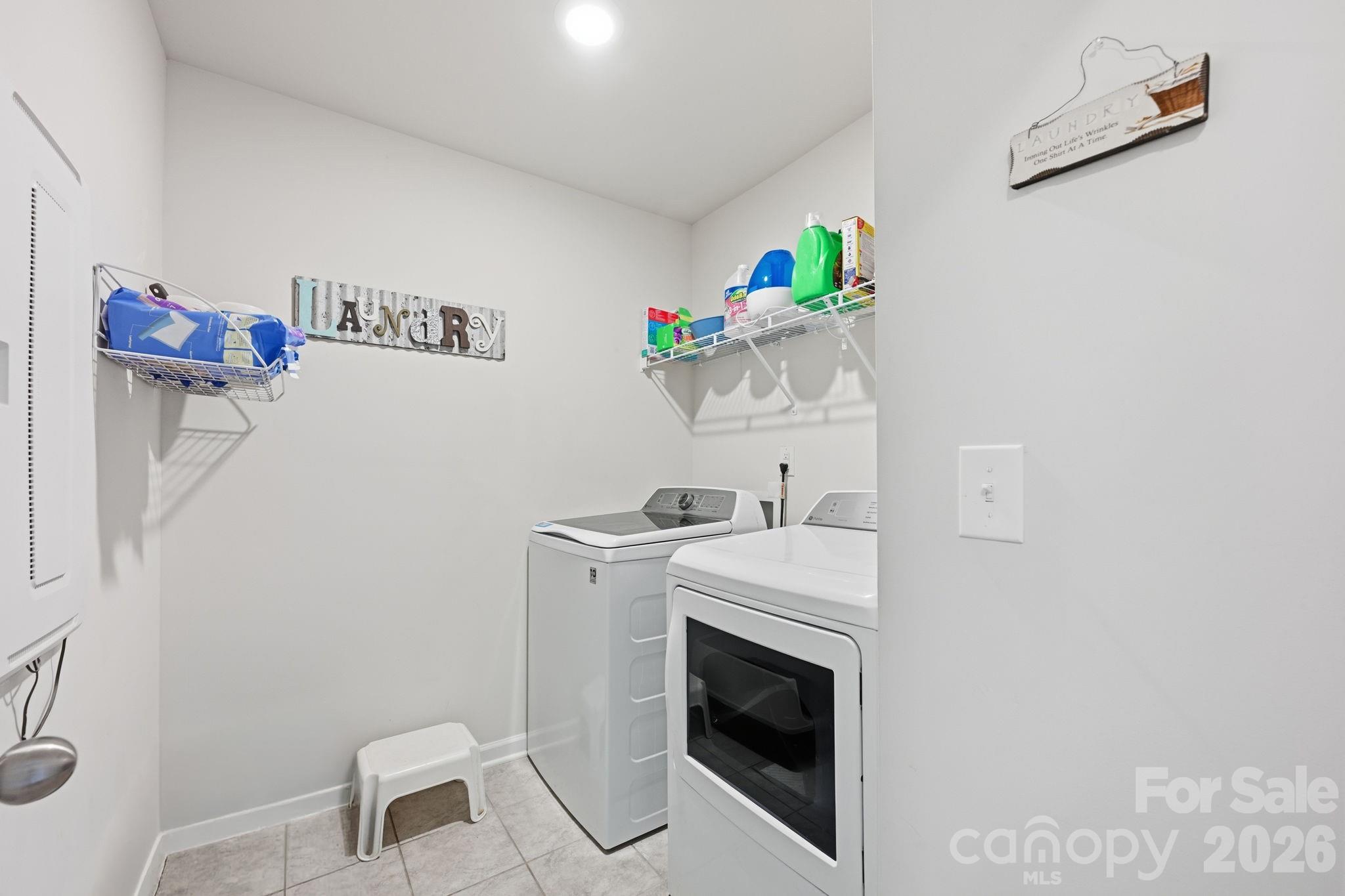 328 Kennerly Center Drive — Mooresville