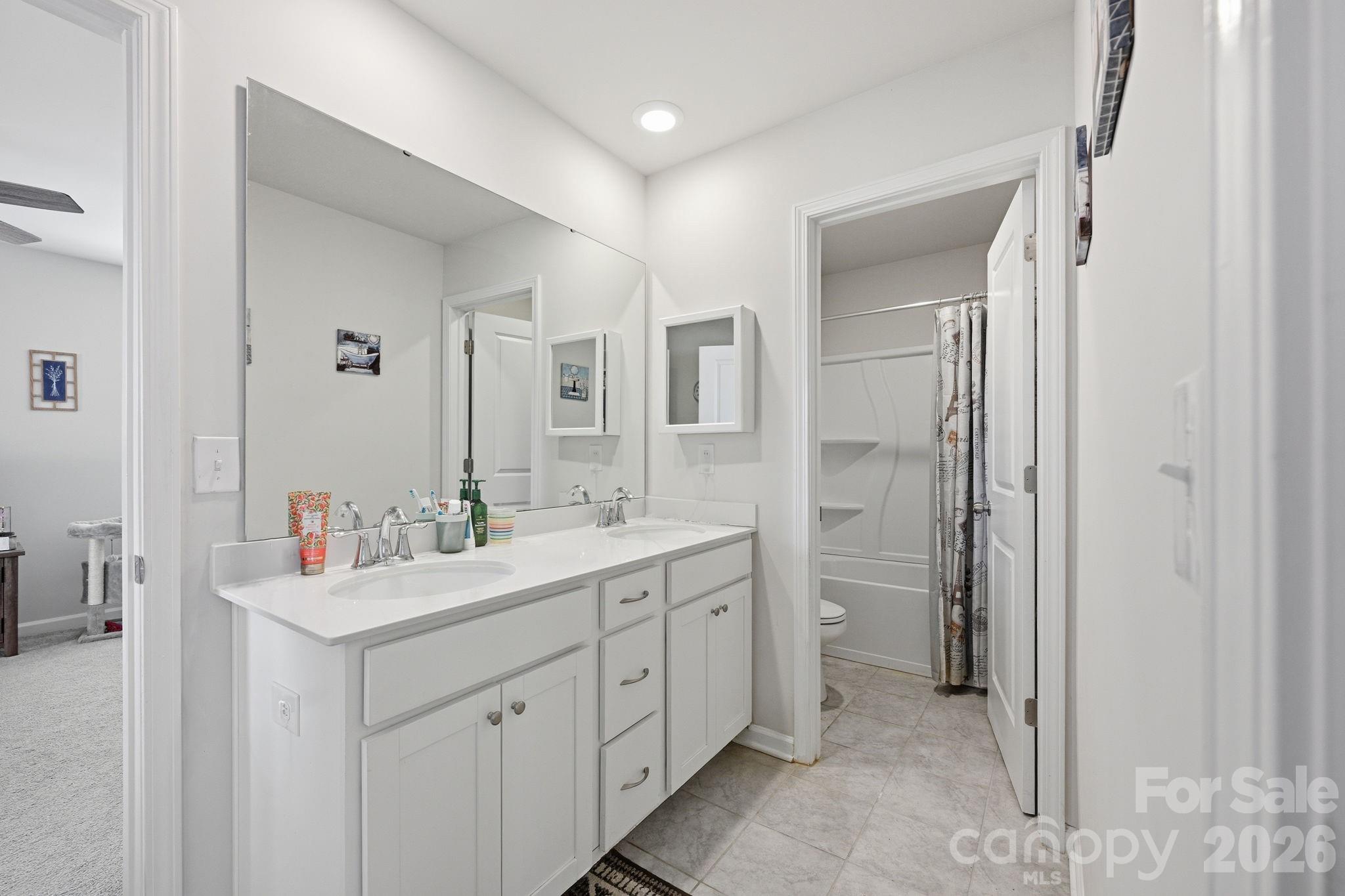 328 Kennerly Center Drive — Mooresville