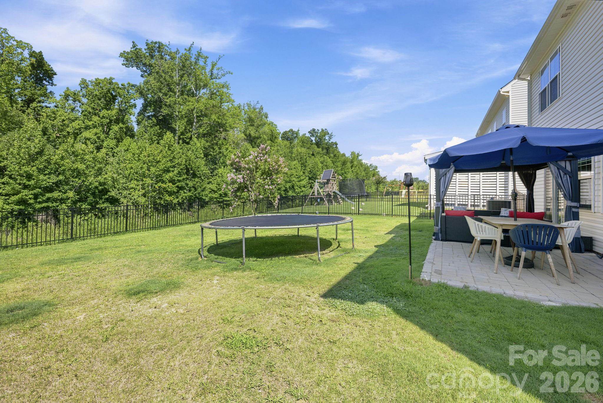 328 Kennerly Center Drive — Mooresville