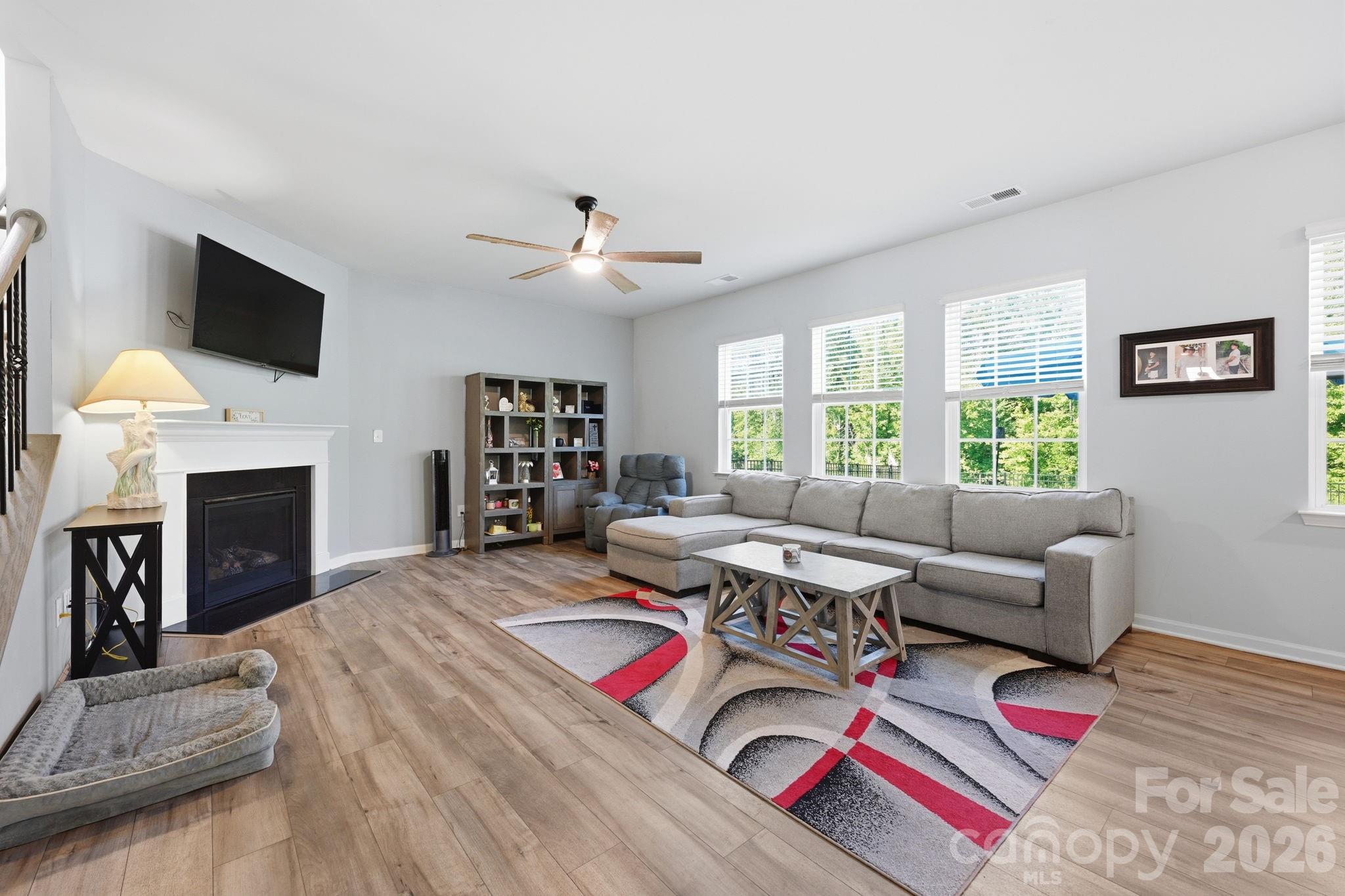 328 Kennerly Center Drive — Mooresville
