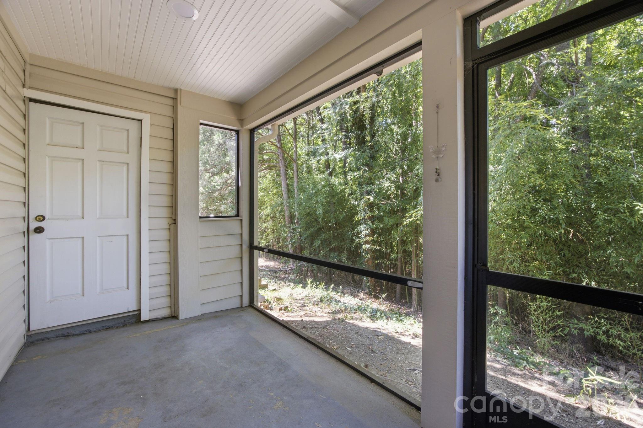 11002 Carmel Crossing Road — Charlotte