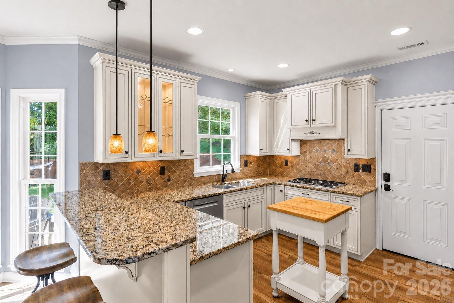 635 Highland Ridge Road — Mooresville