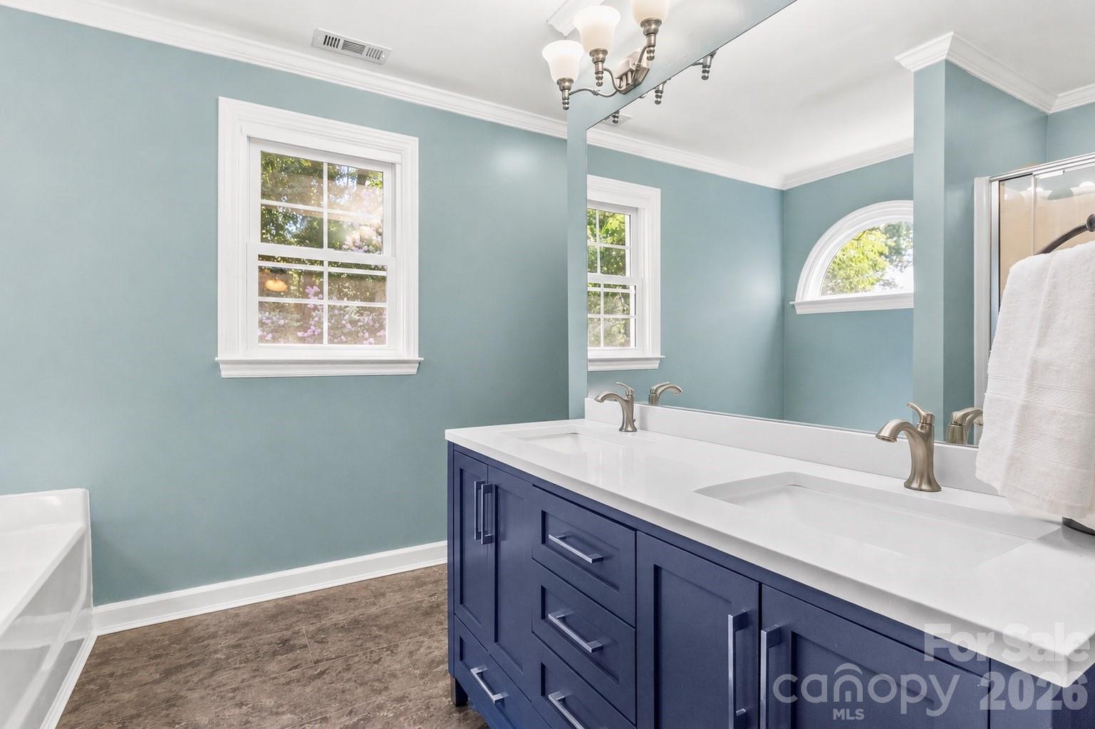 635 Highland Ridge Road — Mooresville