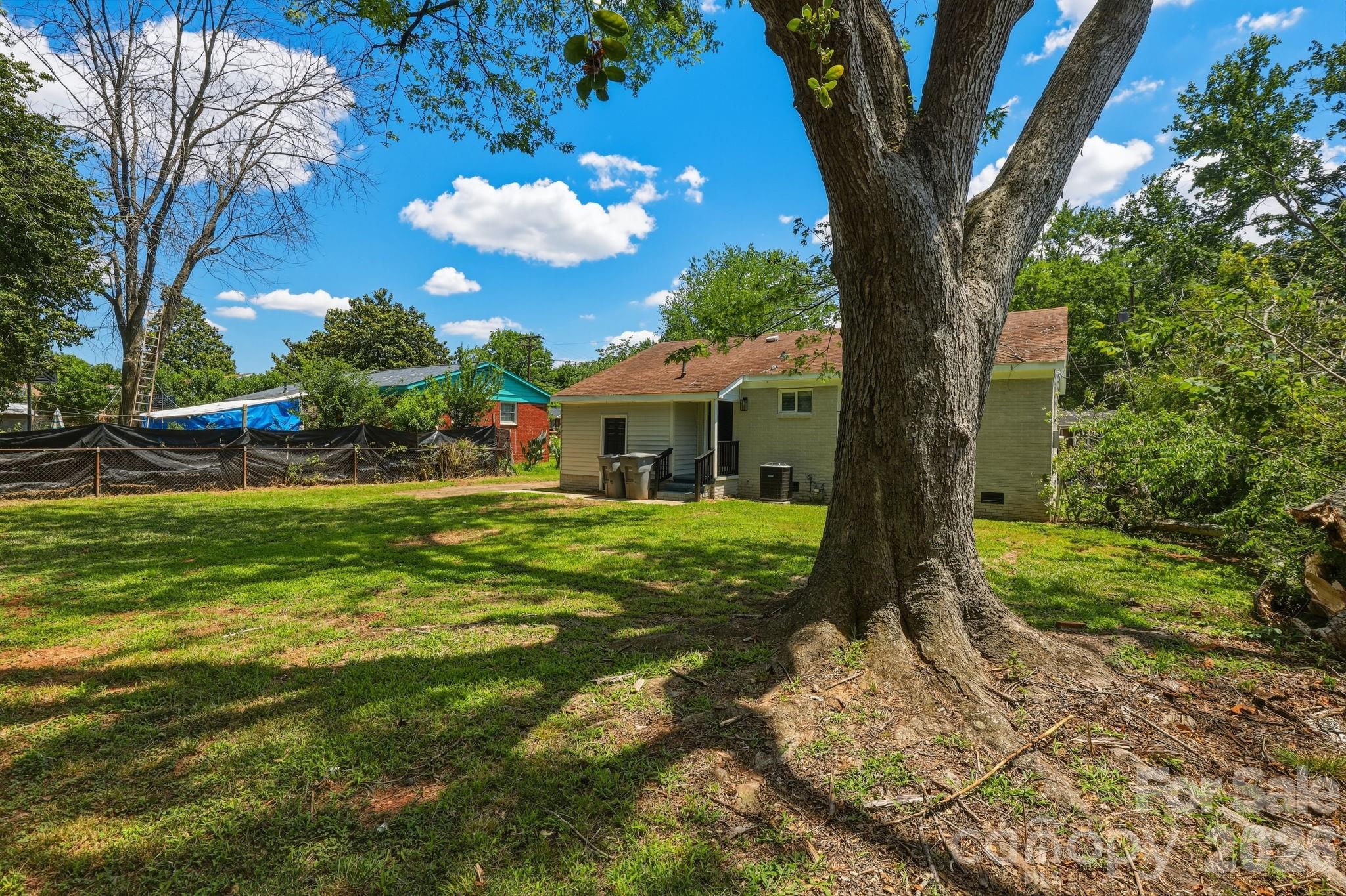 4706 Brooktree Drive — Charlotte