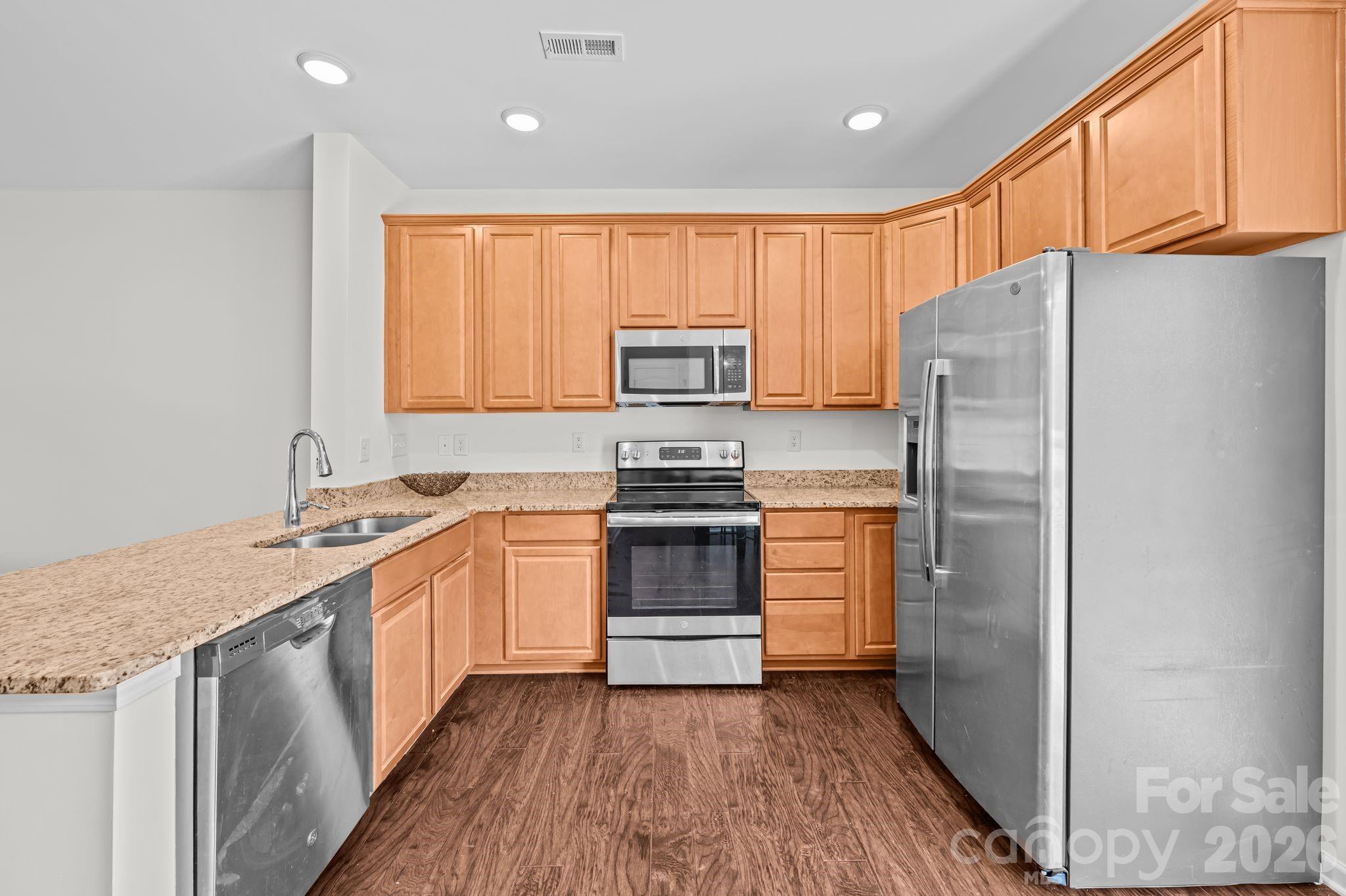 5516 John Mcdowell Place #2504 — Charlotte
