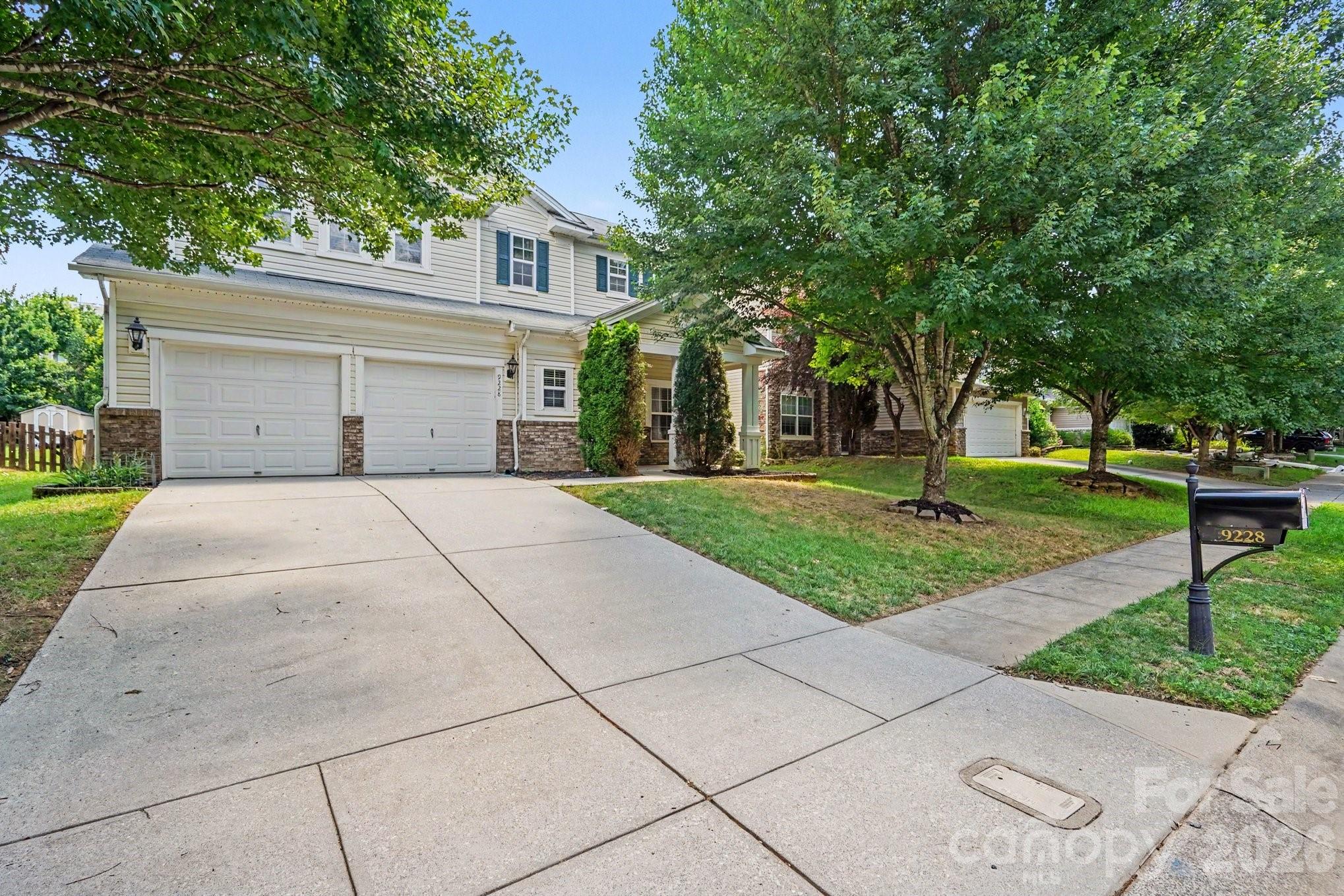 9228 Seamill Road — Charlotte