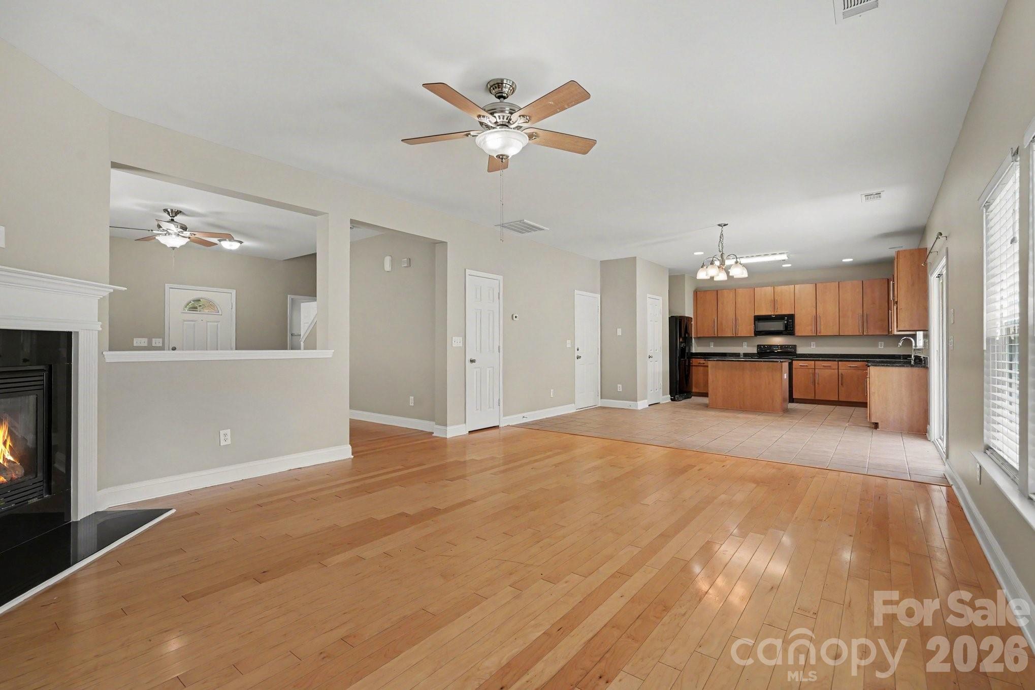 9228 Seamill Road — Charlotte
