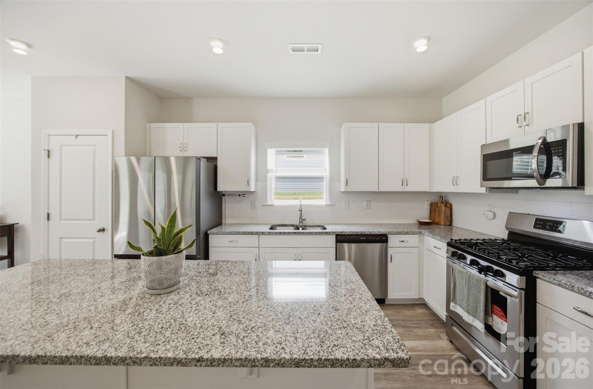 2943 Parkwest Drive — Albemarle