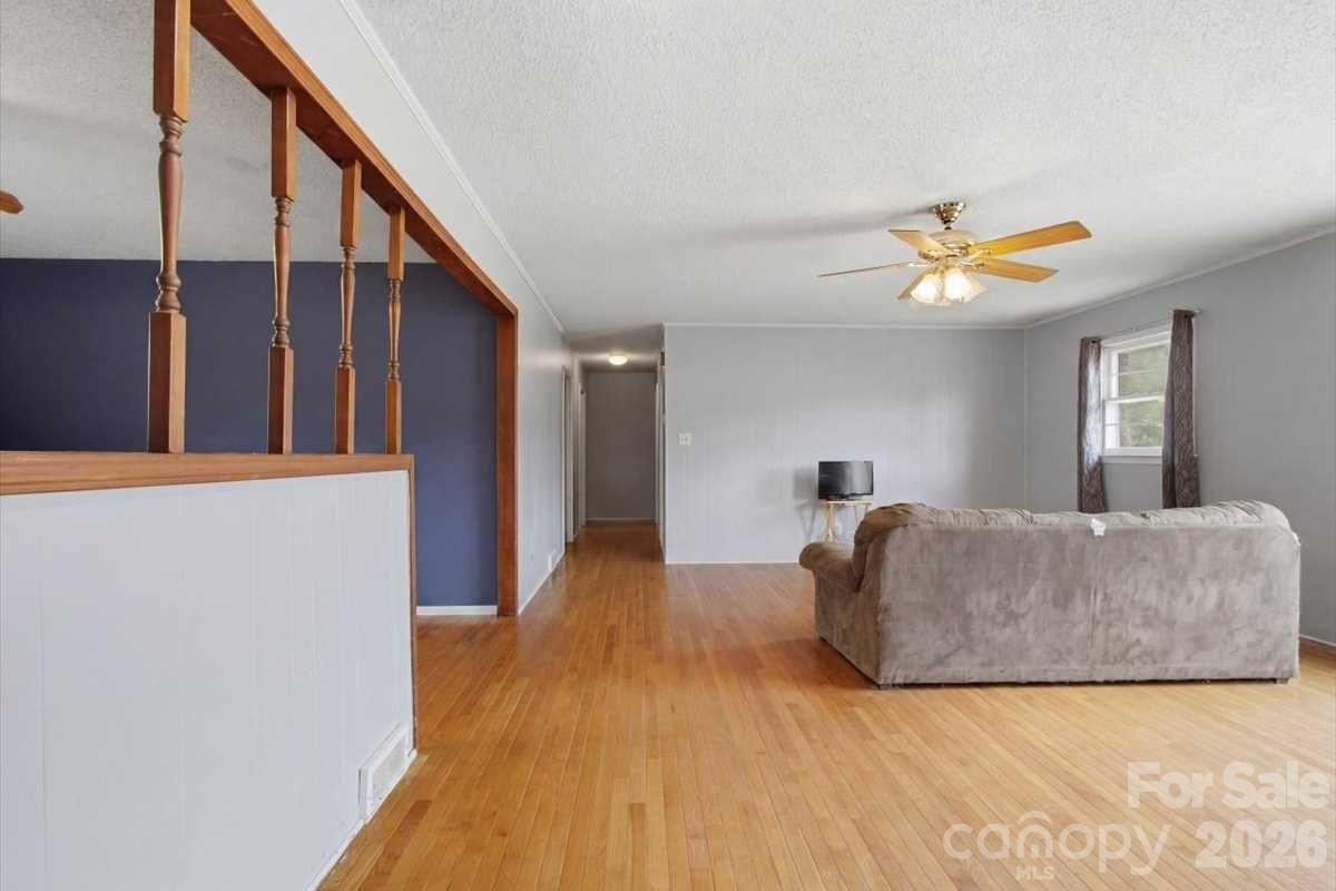 990 Colonial Drive — China Grove