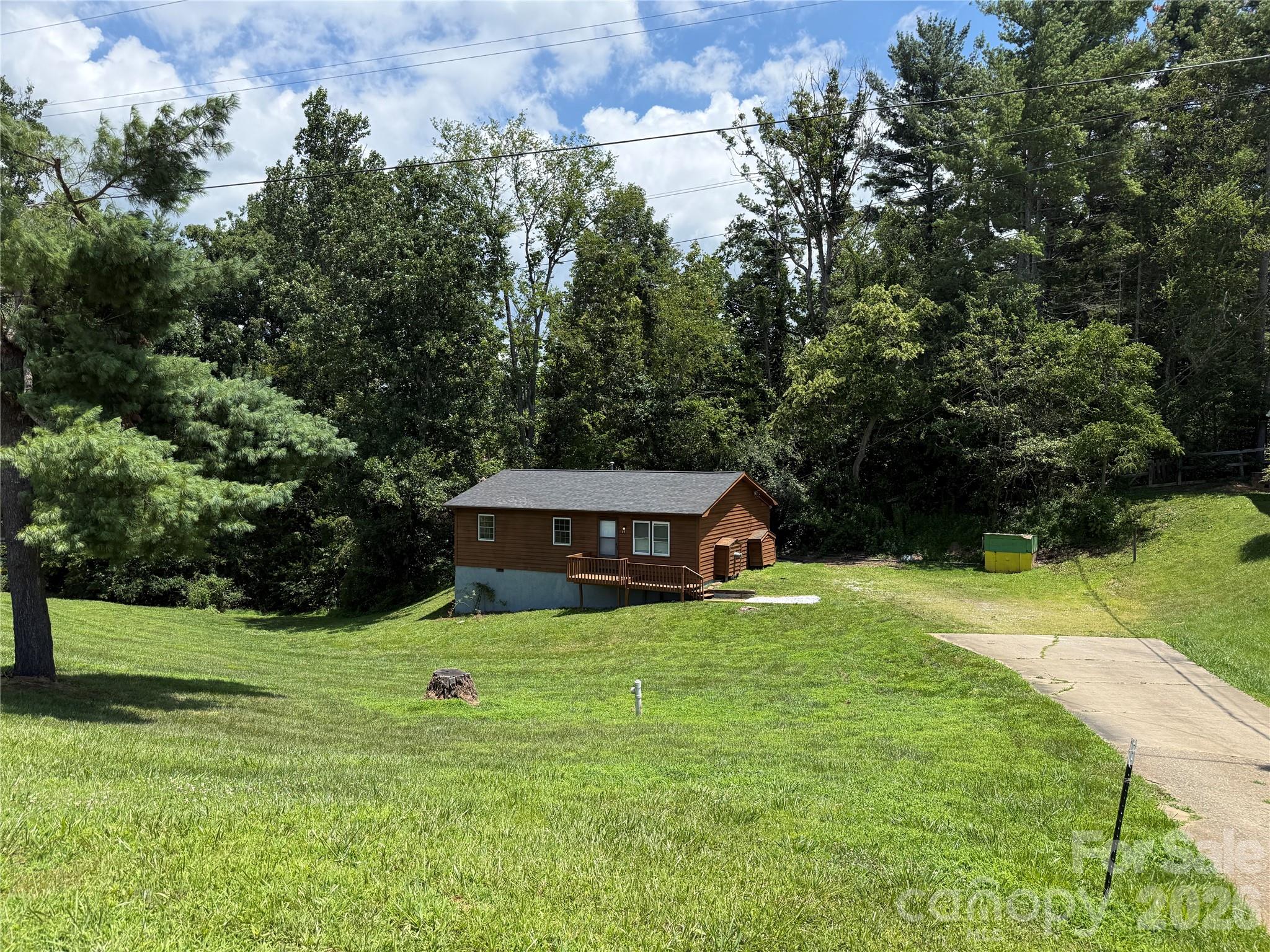 45 Ollie Weaver Road — Weaverville