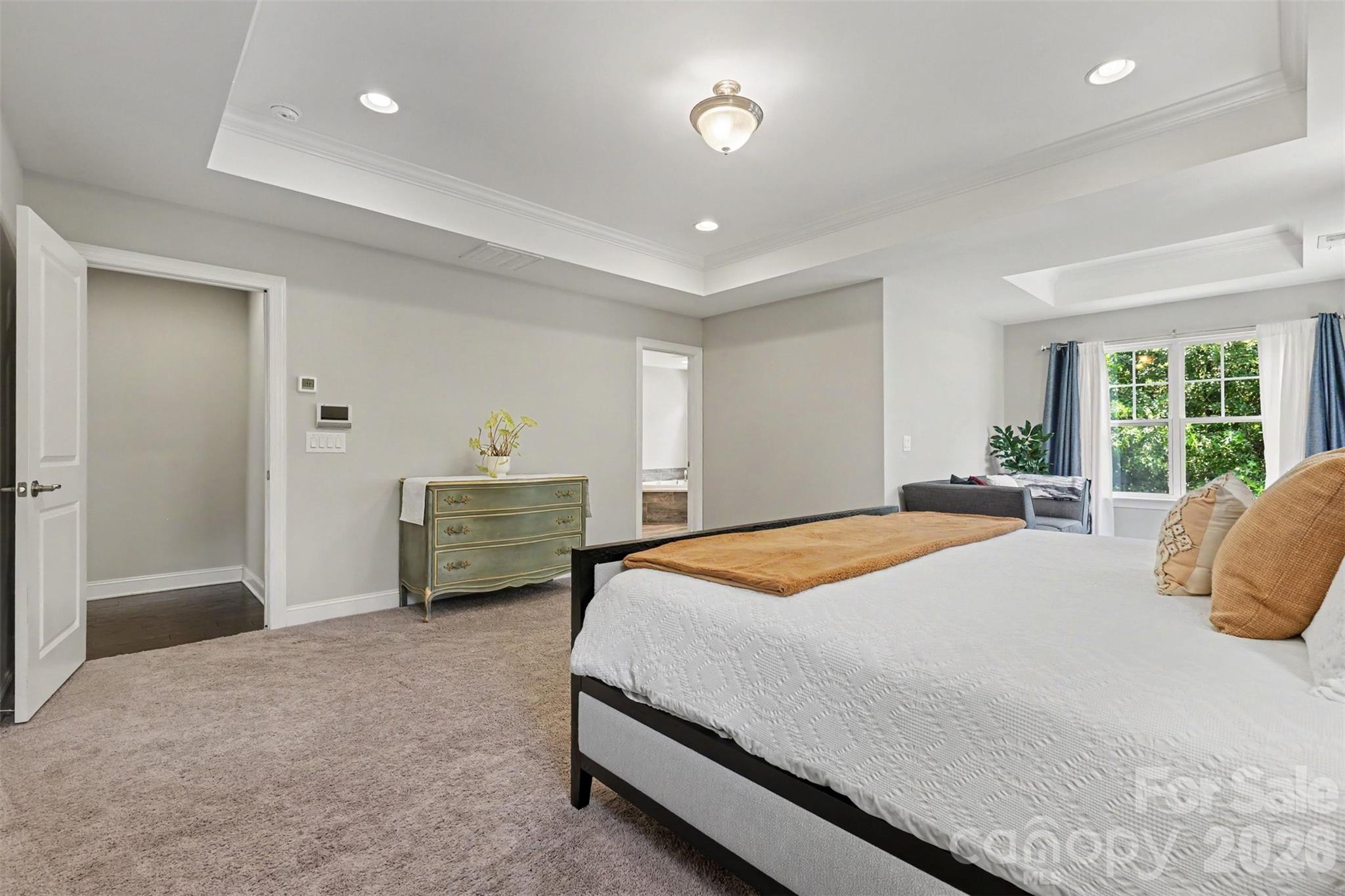 9014 Manor Oak Court — Charlotte