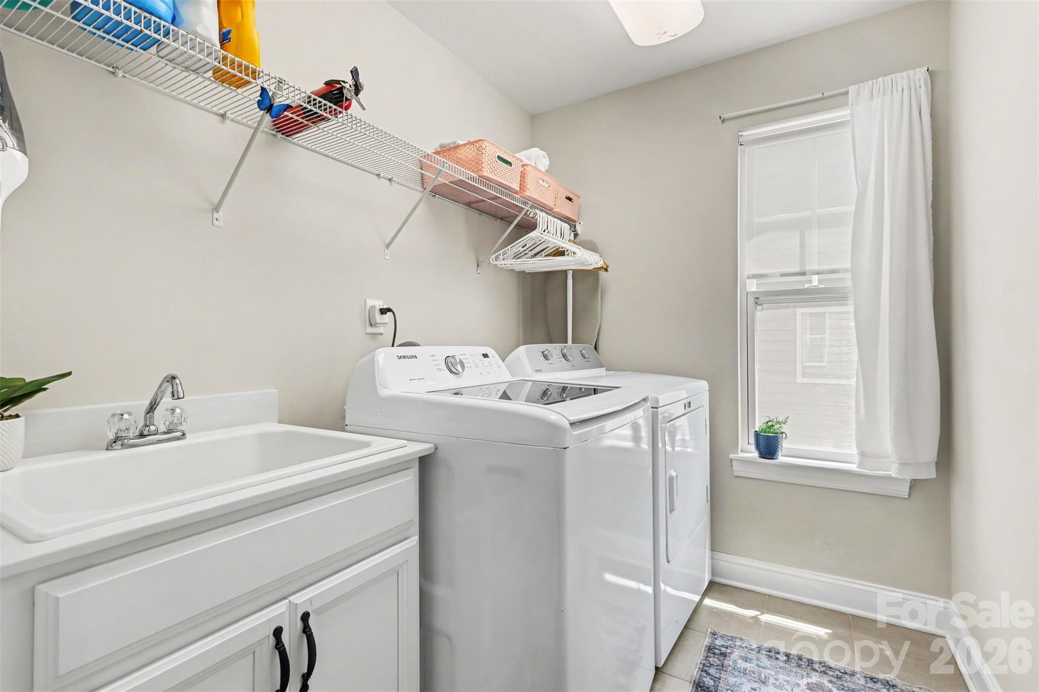 9014 Manor Oak Court — Charlotte
