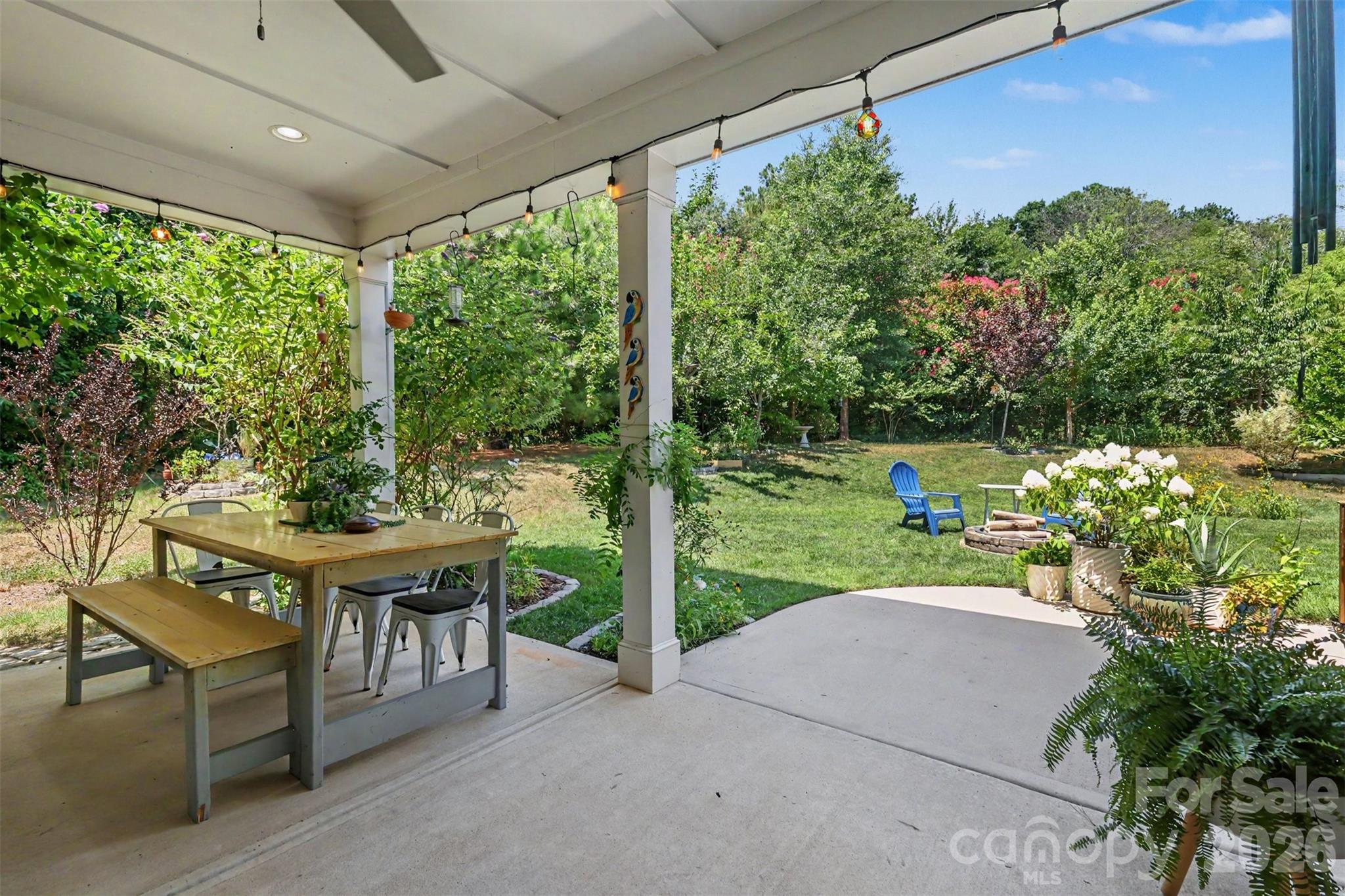 9014 Manor Oak Court — Charlotte