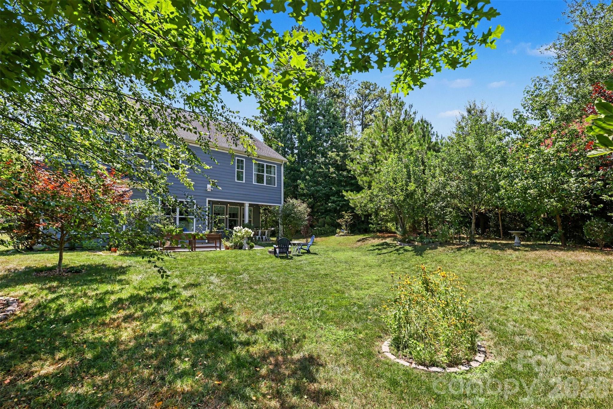9014 Manor Oak Court — Charlotte