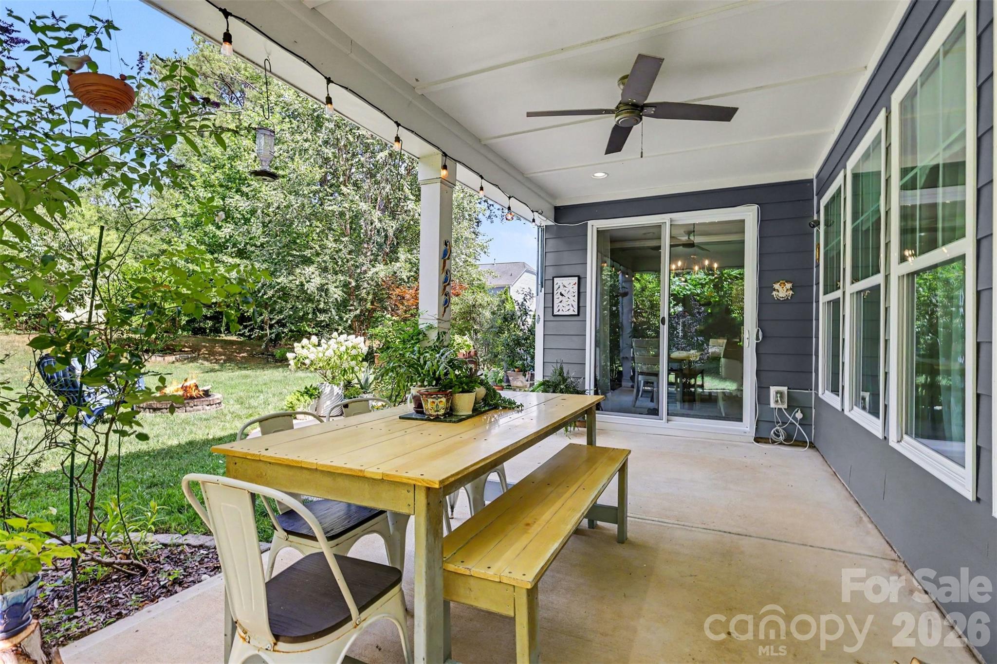 9014 Manor Oak Court — Charlotte