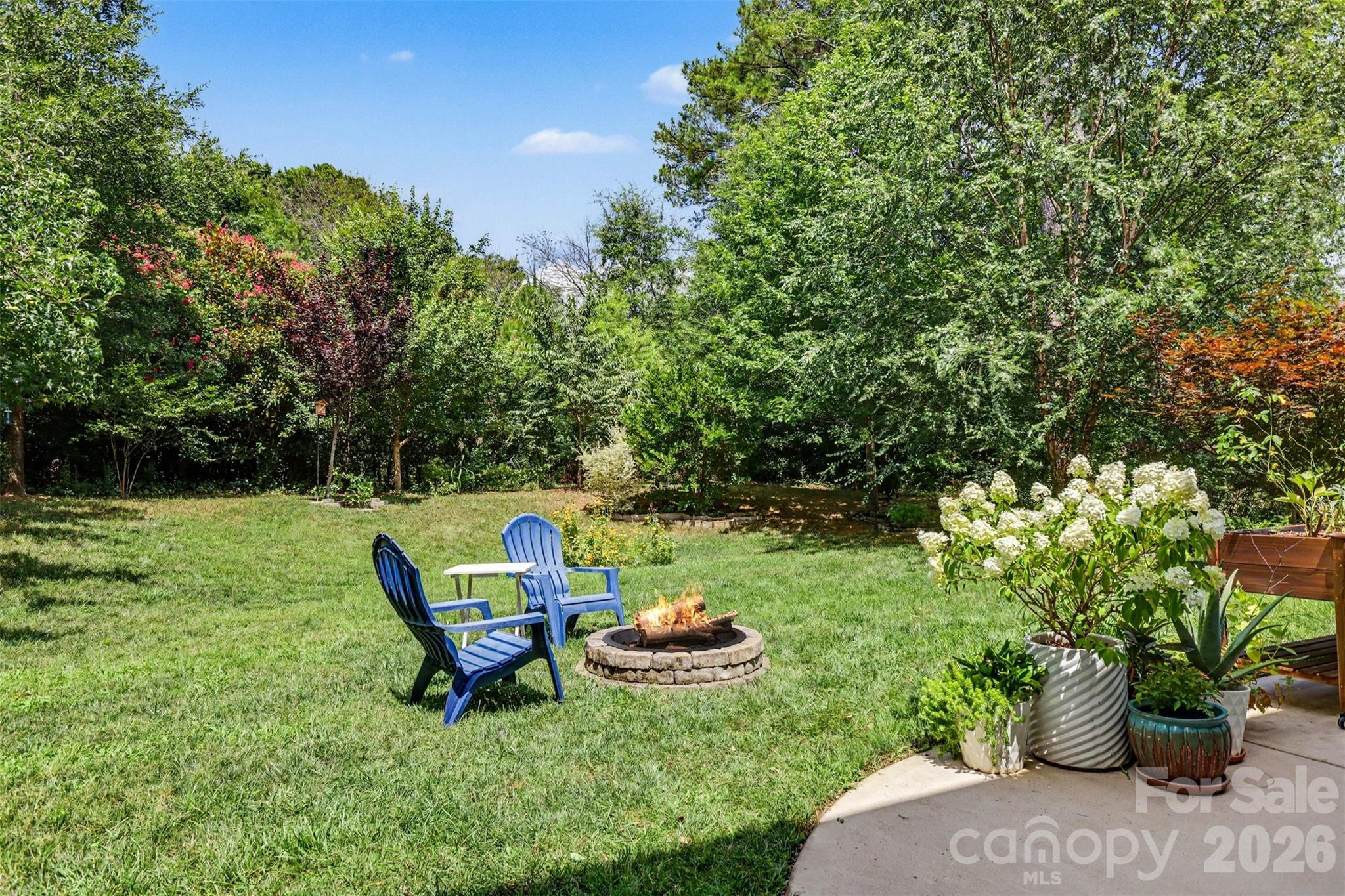 9014 Manor Oak Court — Charlotte