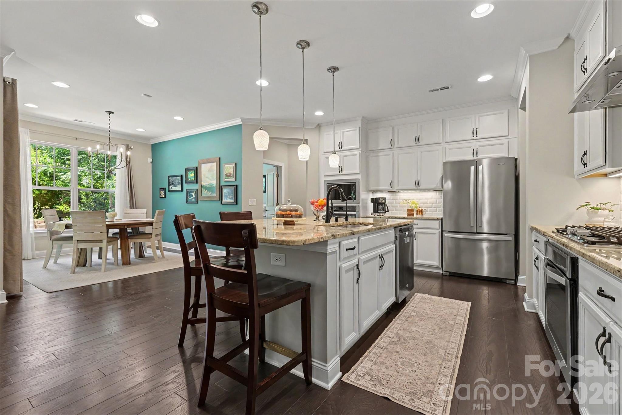9014 Manor Oak Court — Charlotte