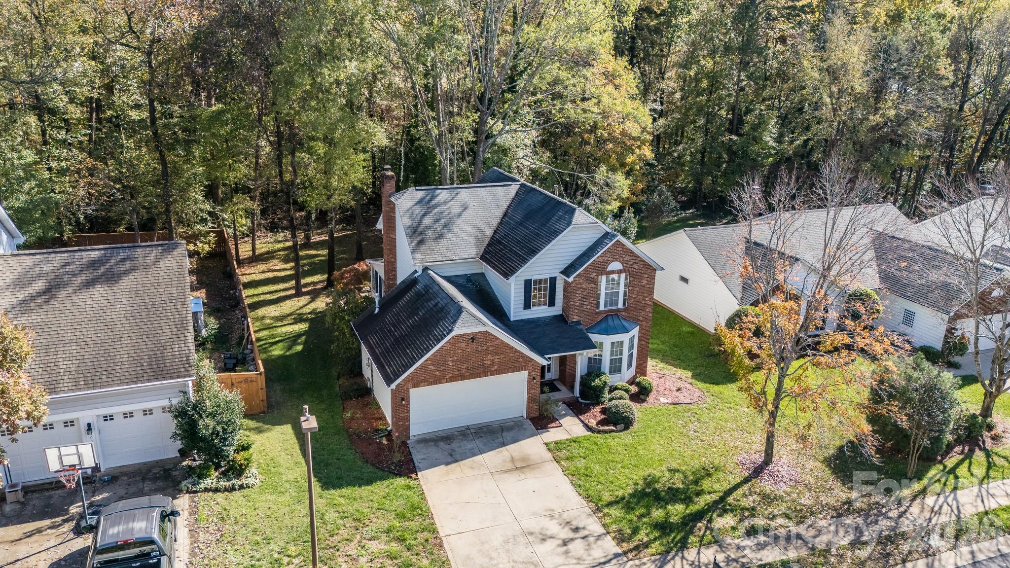 6101 Skyline Drive — Charlotte