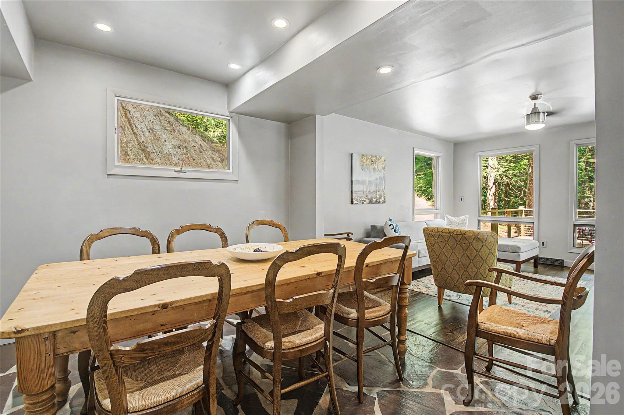 797 Merrills Cove Road — Asheville