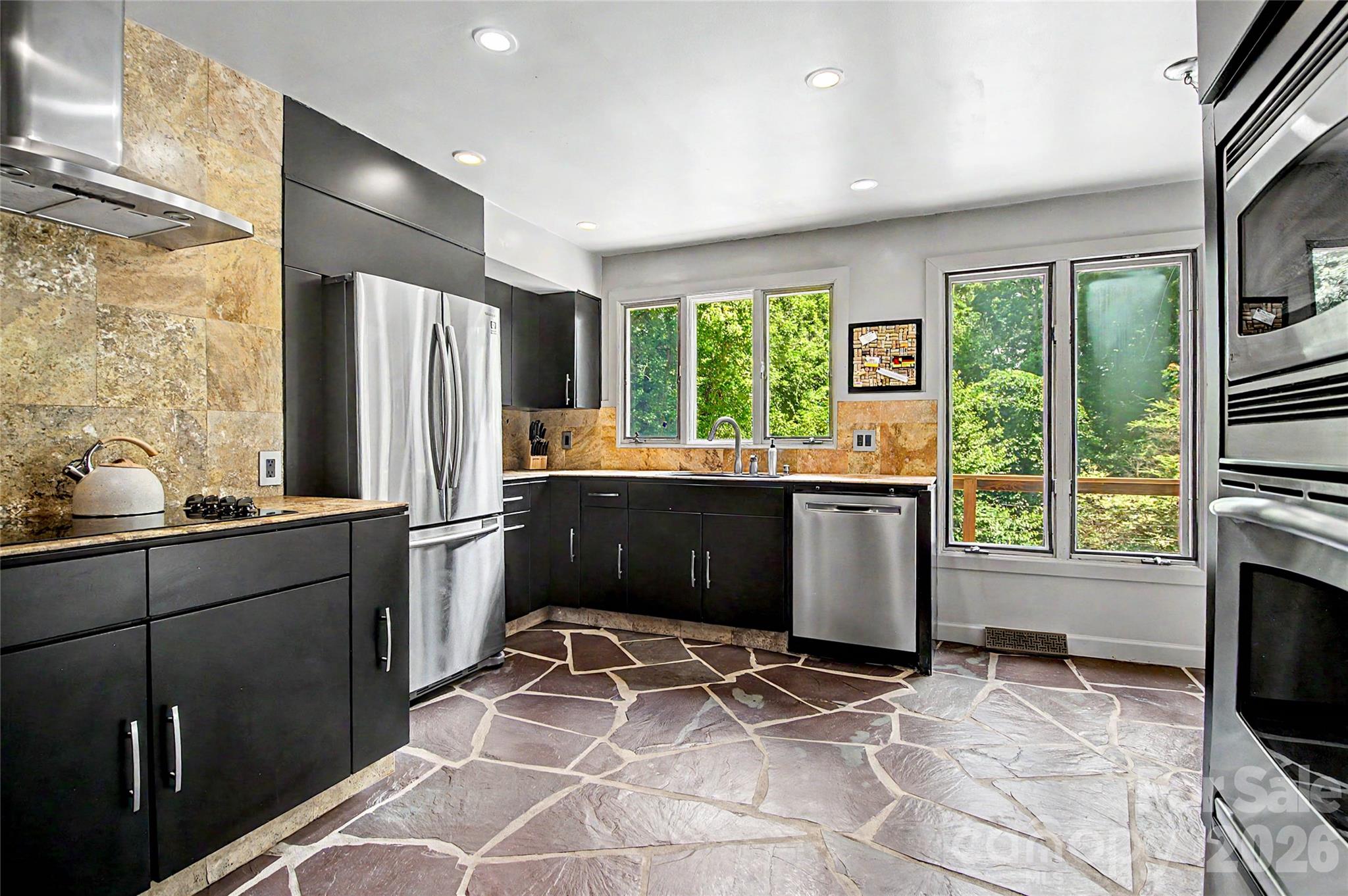 797 Merrills Cove Road — Asheville