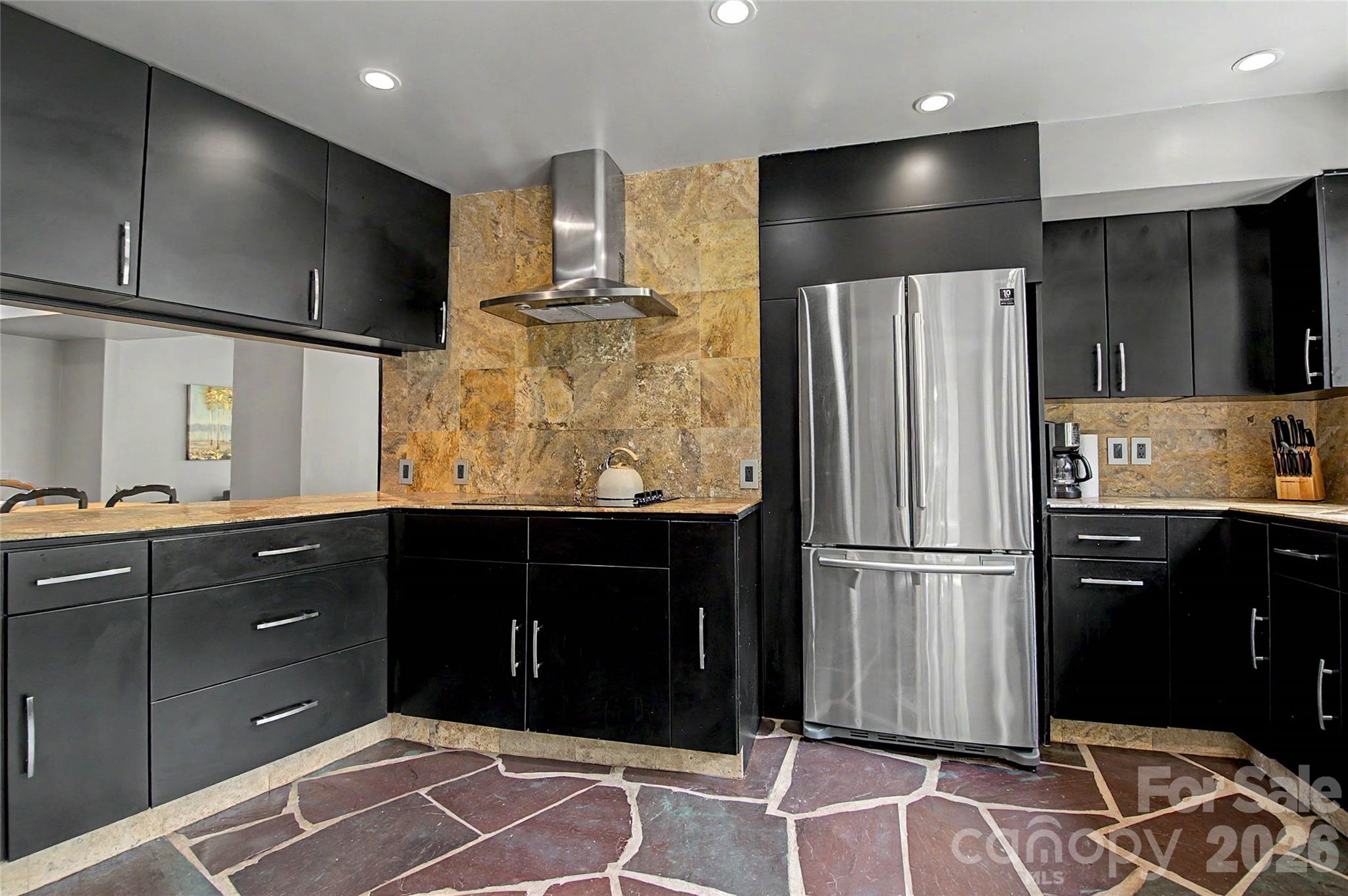 797 Merrills Cove Road — Asheville