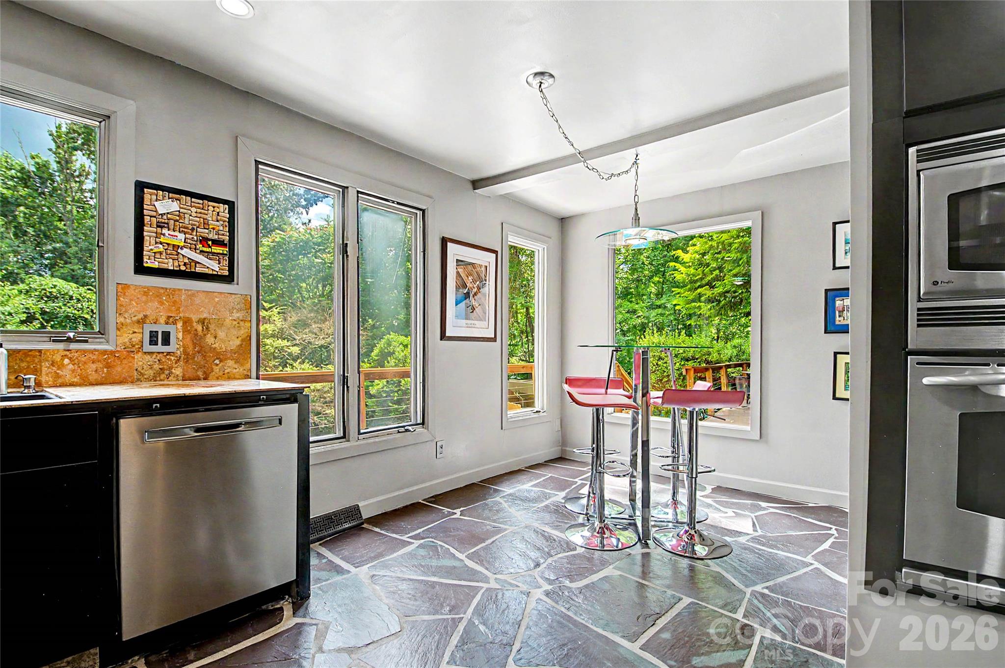 797 Merrills Cove Road — Asheville