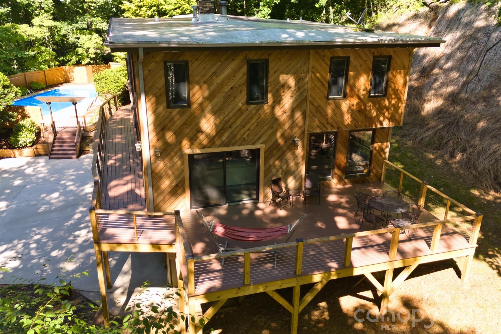 797 Merrills Cove Road — Asheville