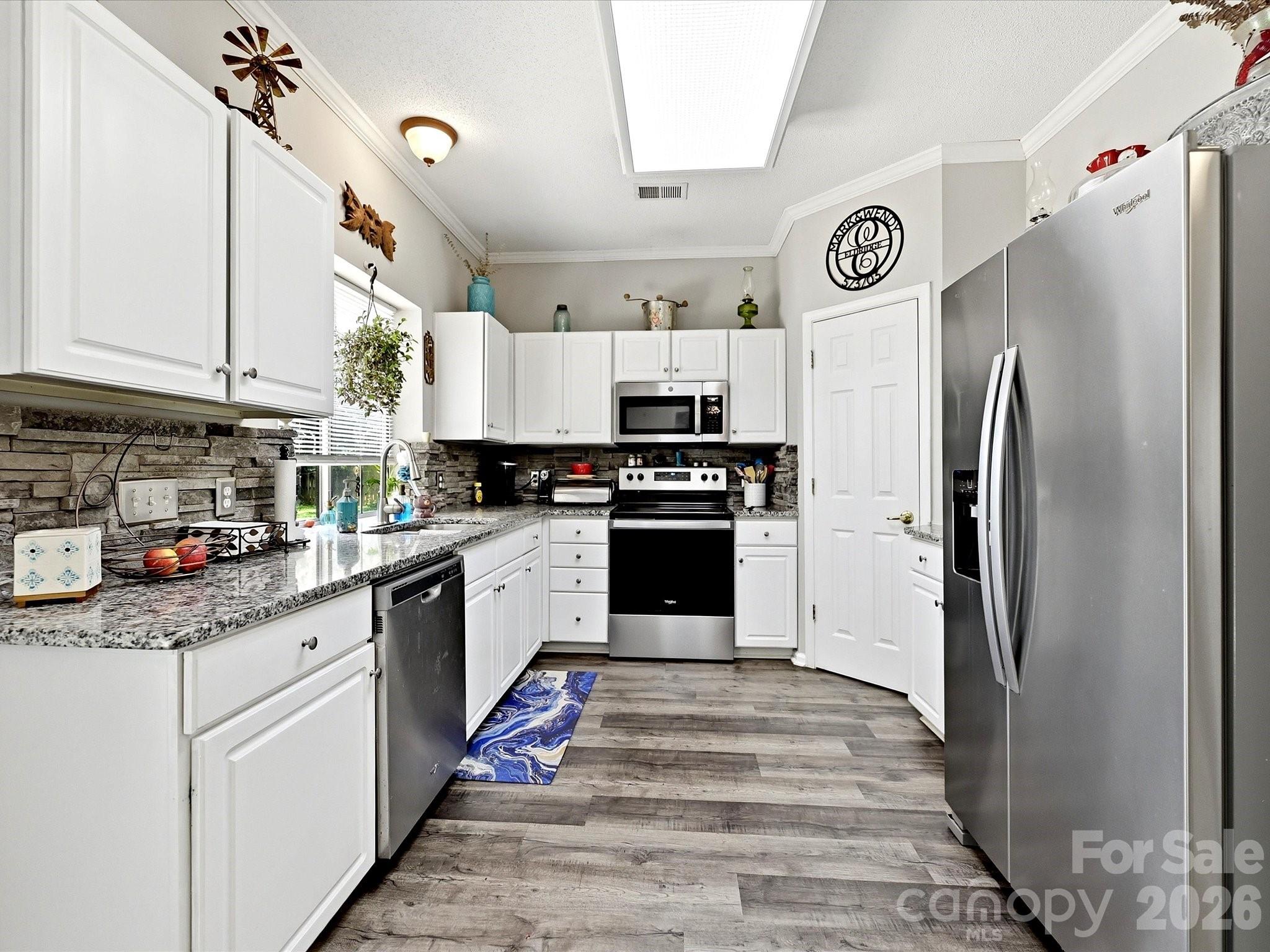 100 Aylesbury Lane — Indian Trail