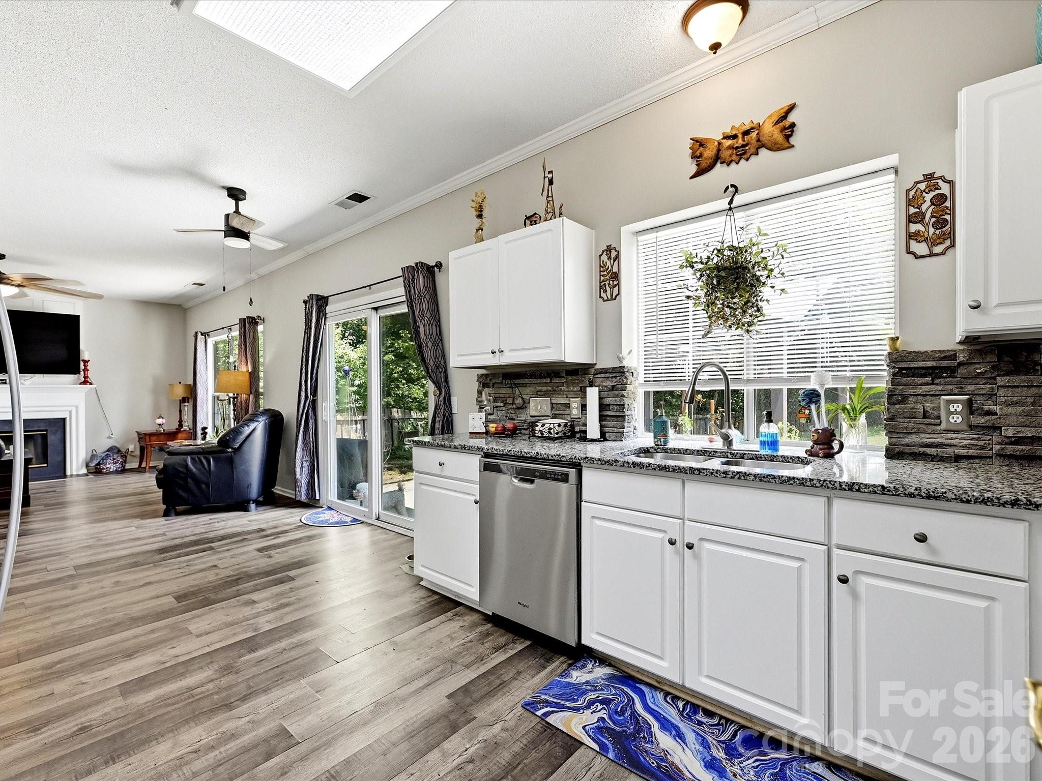 100 Aylesbury Lane — Indian Trail