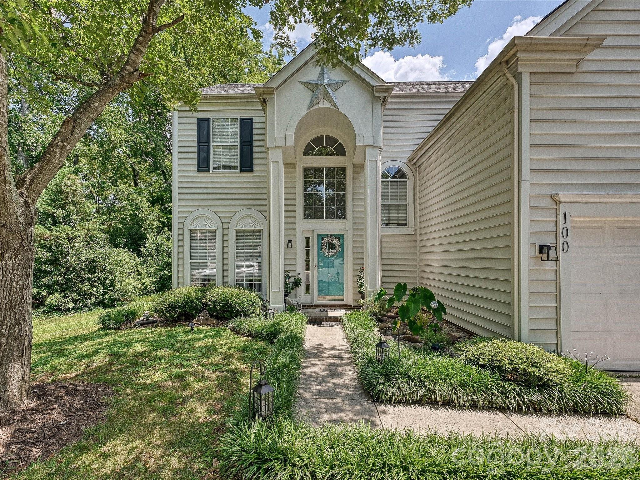 100 Aylesbury Lane — Indian Trail