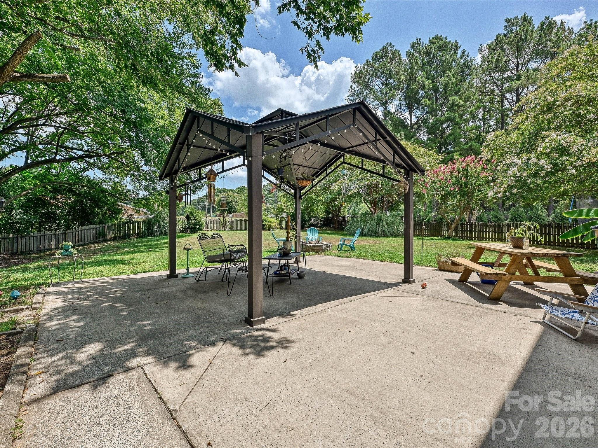 100 Aylesbury Lane — Indian Trail