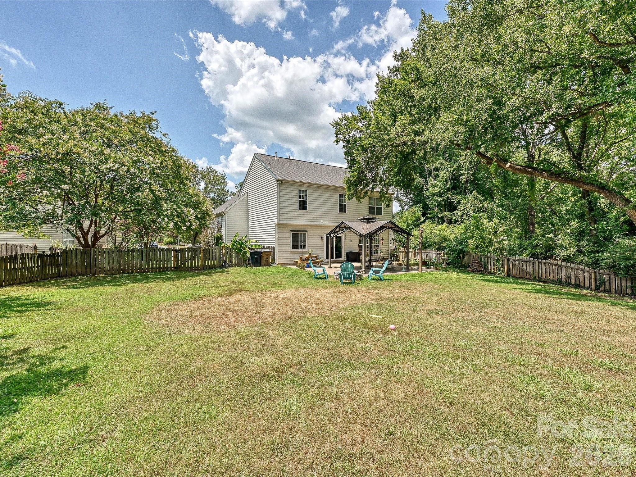 100 Aylesbury Lane — Indian Trail