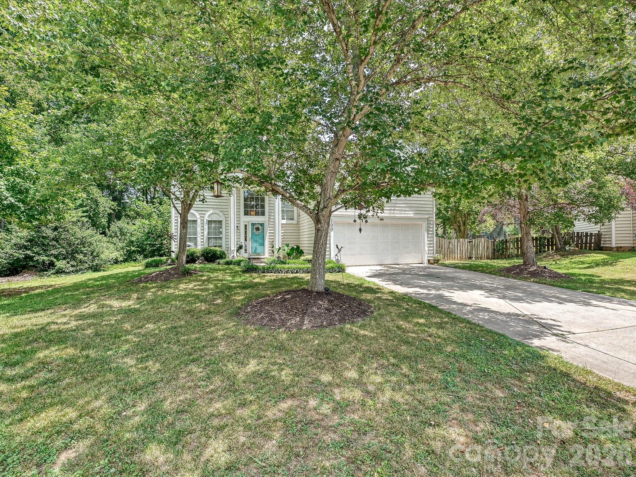 100 Aylesbury Lane — Indian Trail