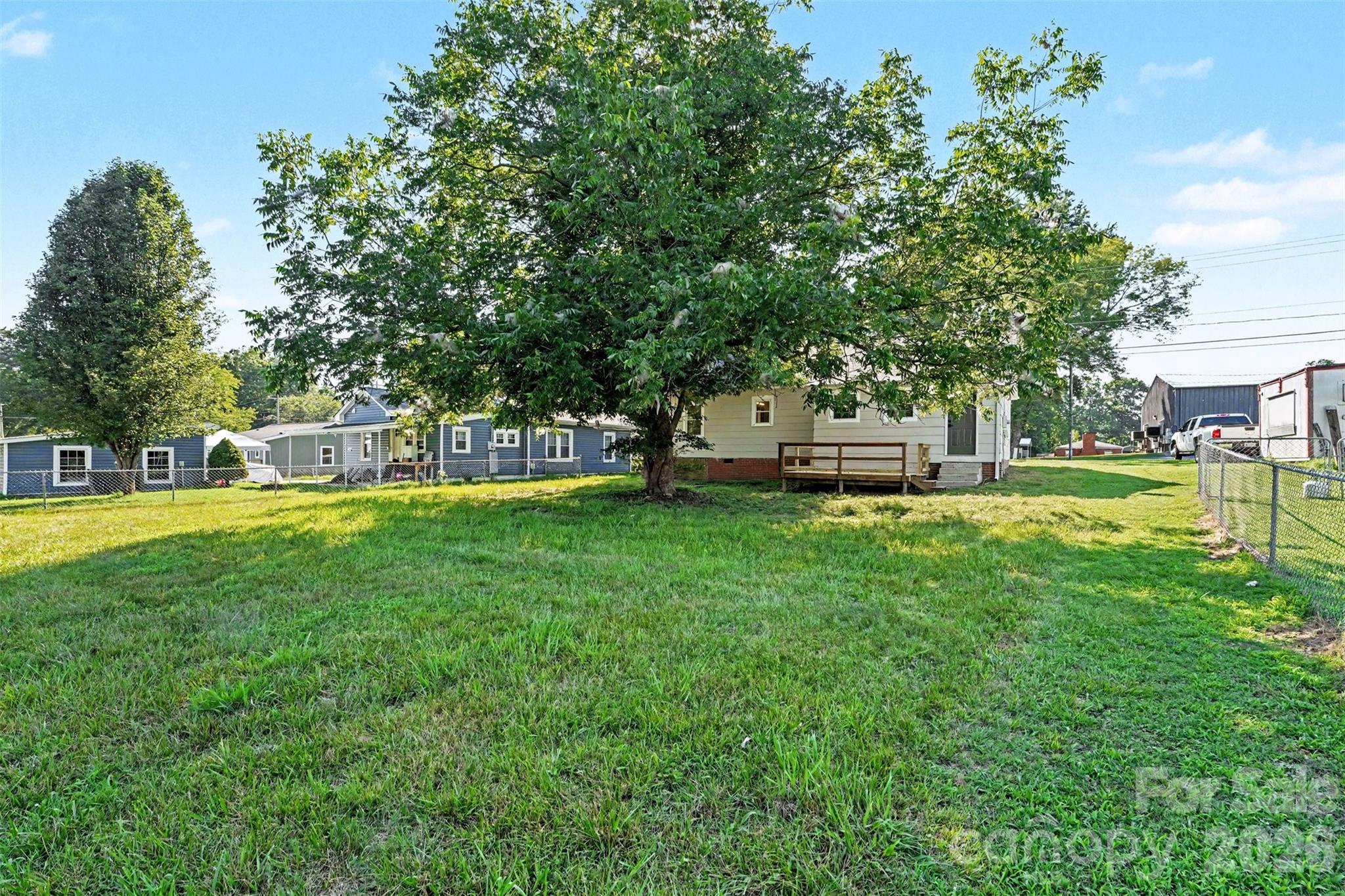 115 Autumn Leaf Road — Troutman