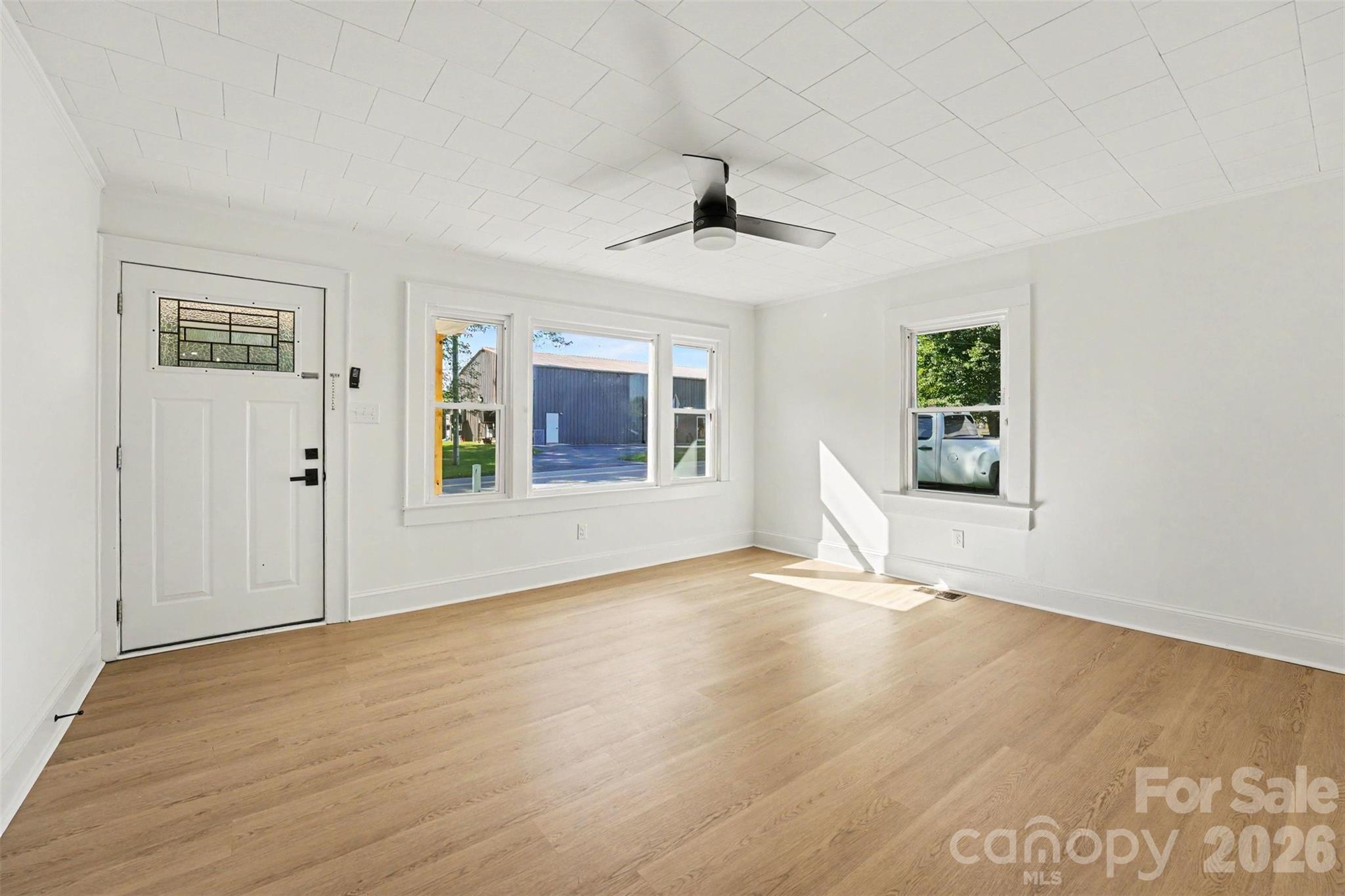 115 Autumn Leaf Road — Troutman