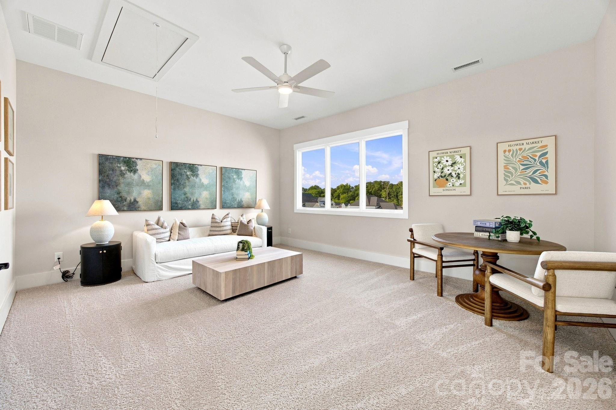 1121 Mesa Way #43 — Marvin