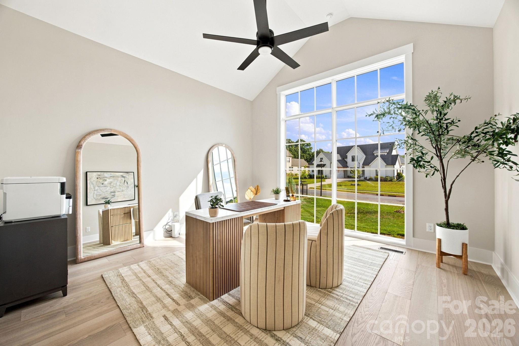1121 Mesa Way #43 — Marvin