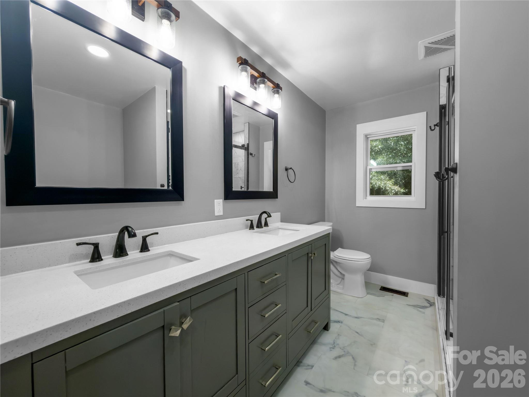 2117 Emma Circle — Lancaster