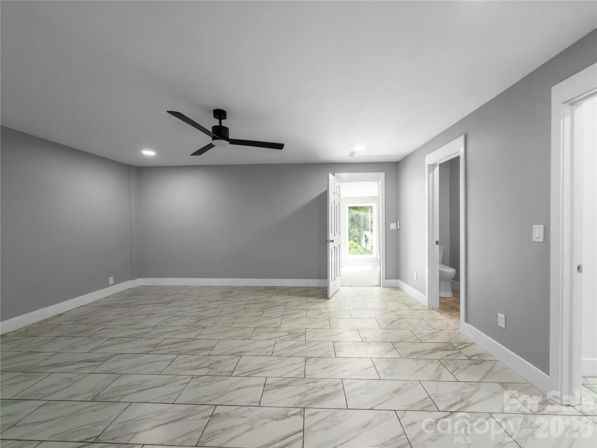 2117 Emma Circle — Lancaster