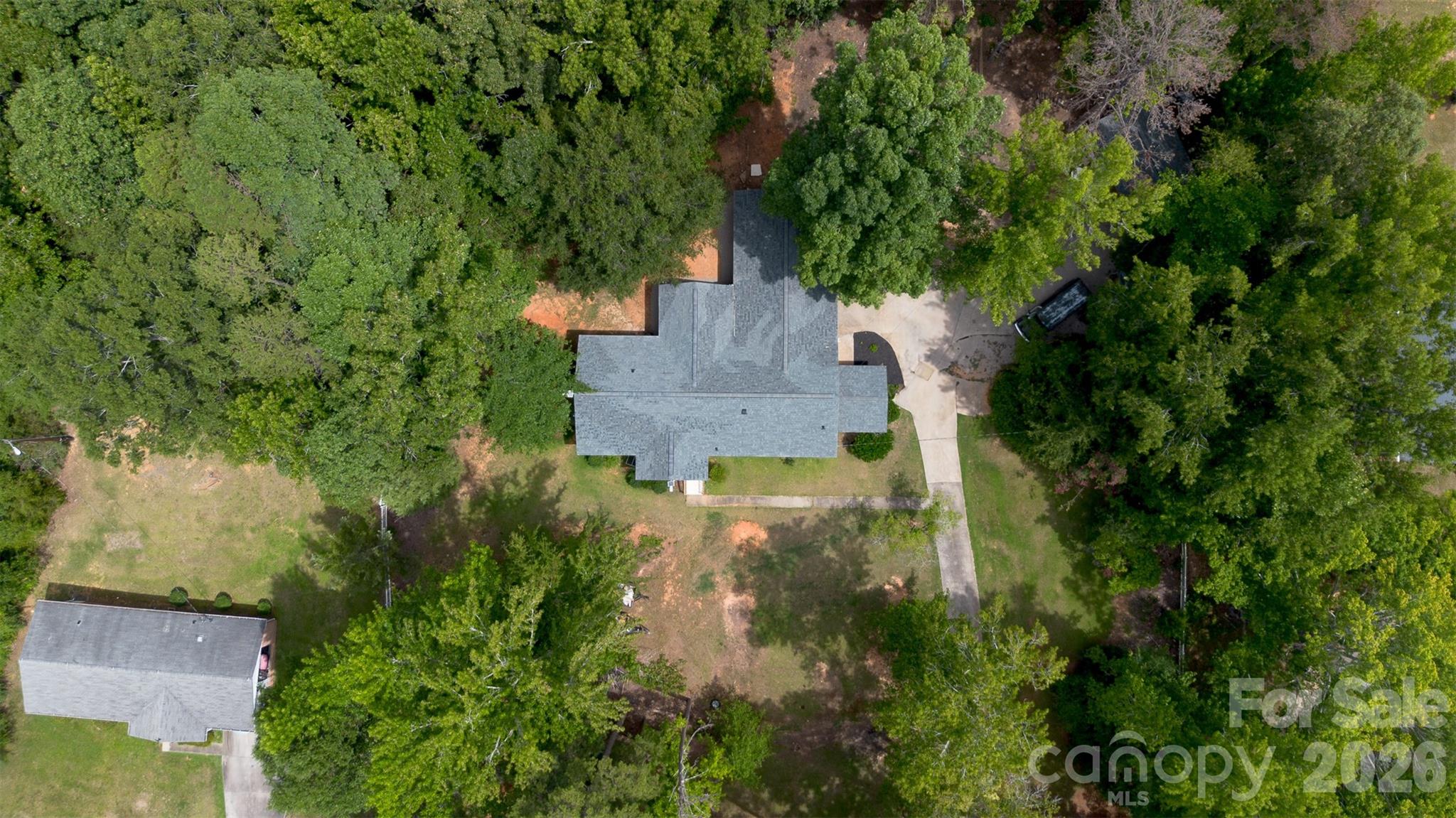 2117 Emma Circle — Lancaster