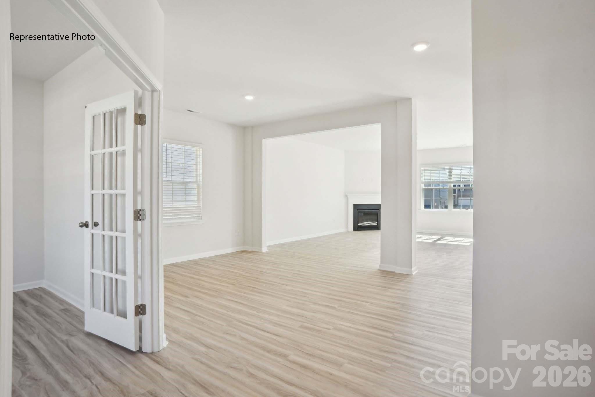 2031 Moorside Court — Lancaster