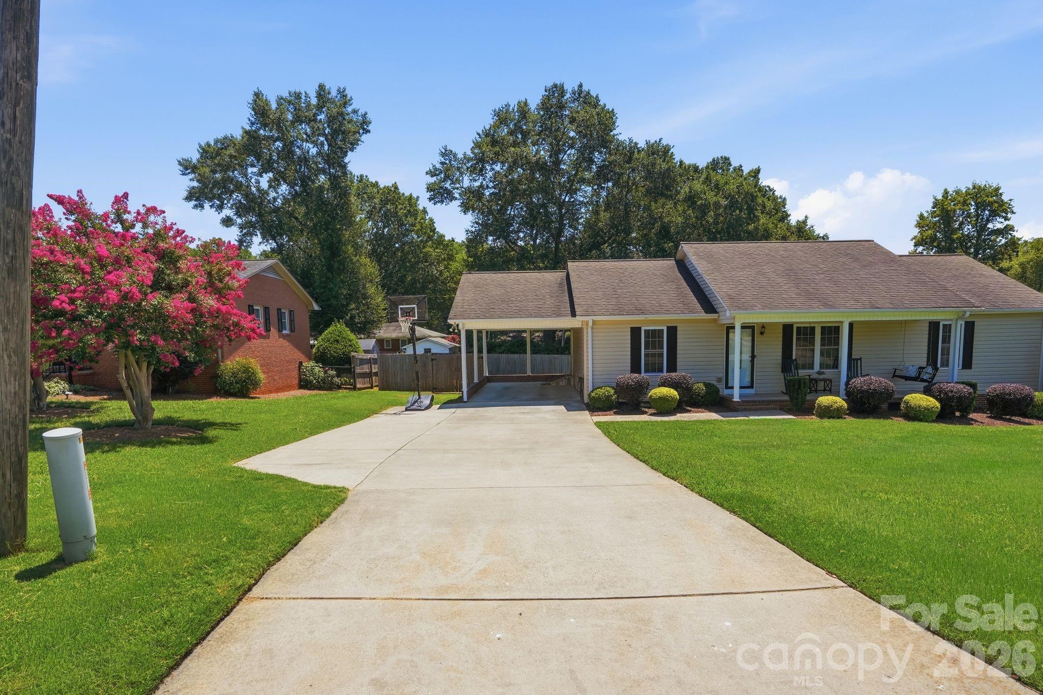 107 Wendover Drive — Lincolnton