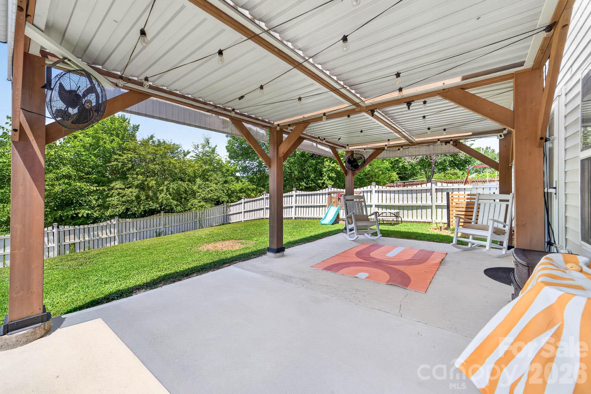405 Galesburg Drive — Monroe