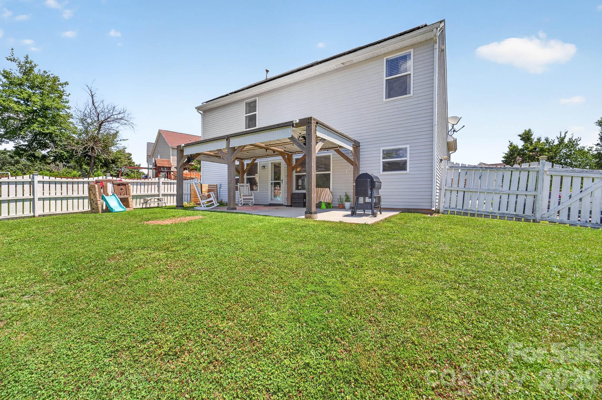 405 Galesburg Drive — Monroe