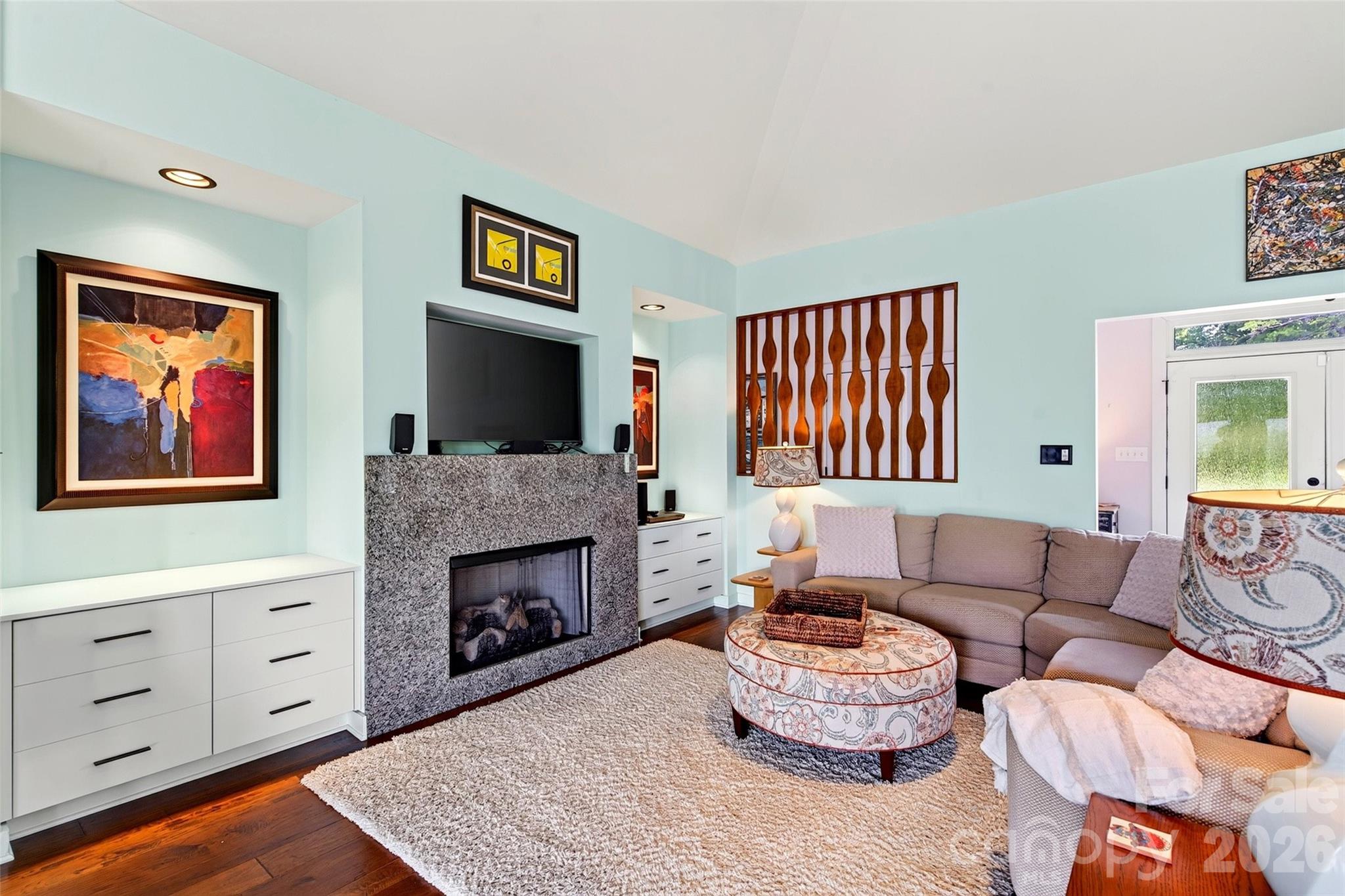362 Captains Drive — Nebo