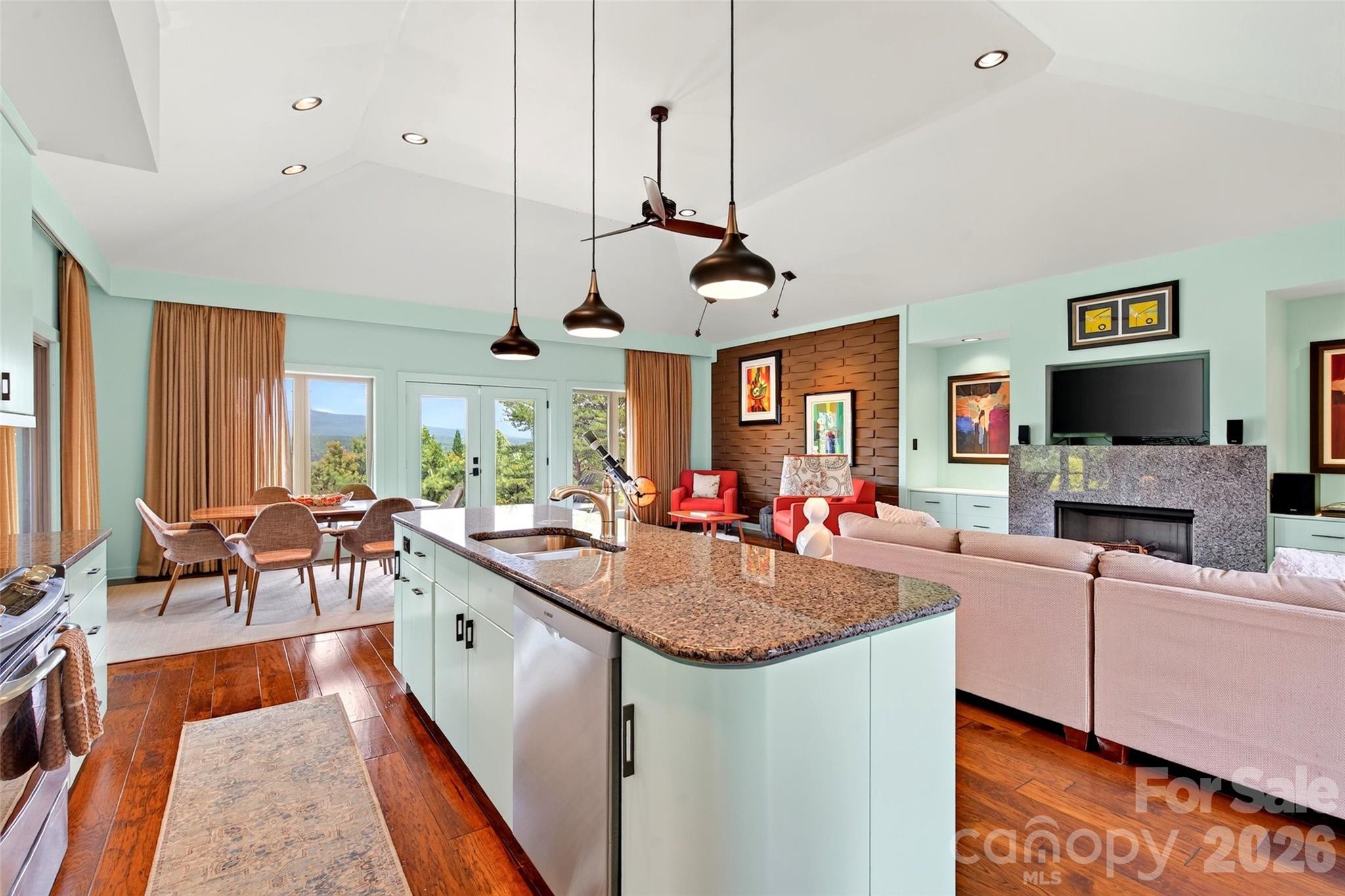 362 Captains Drive — Nebo