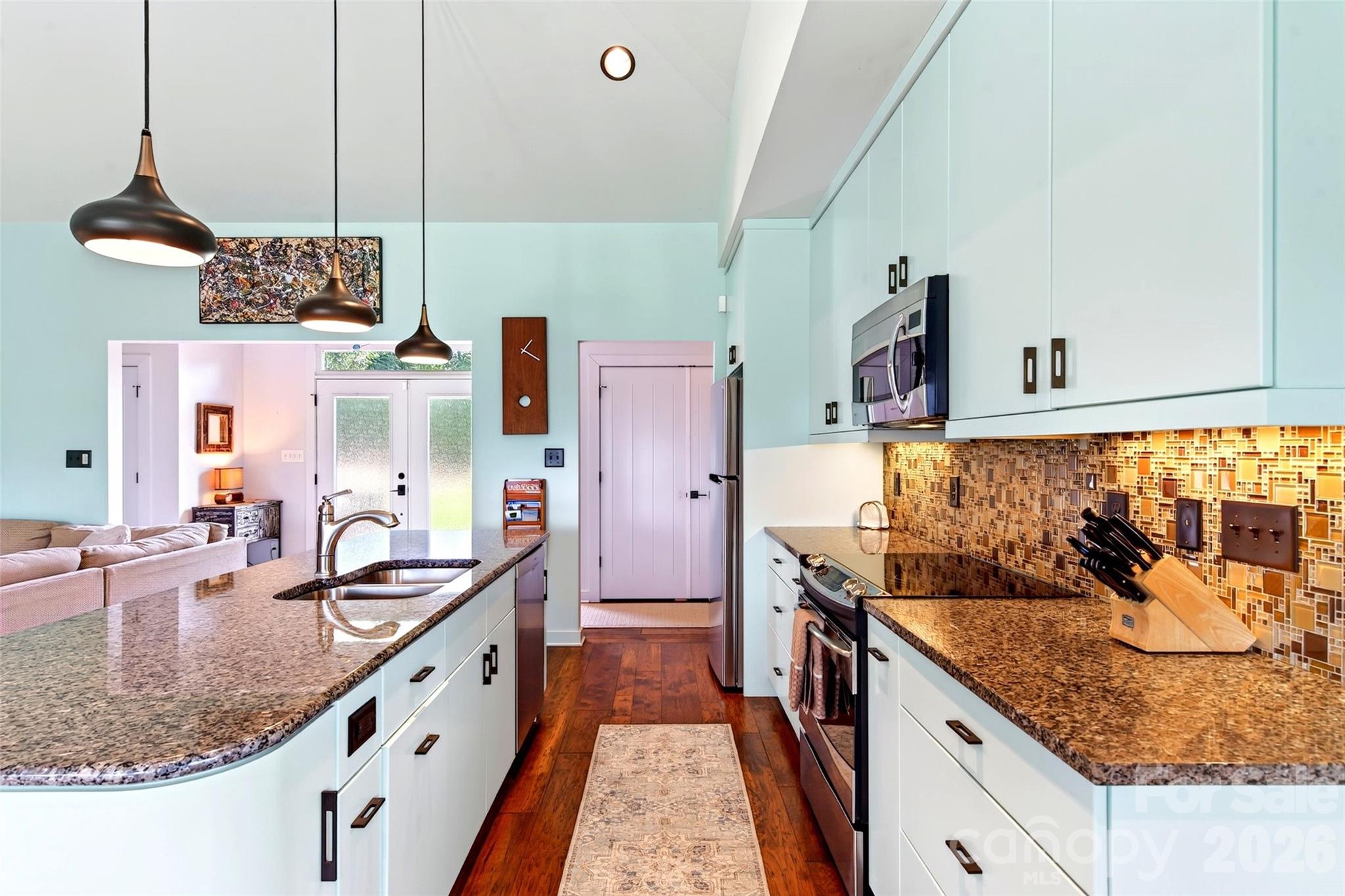 362 Captains Drive — Nebo