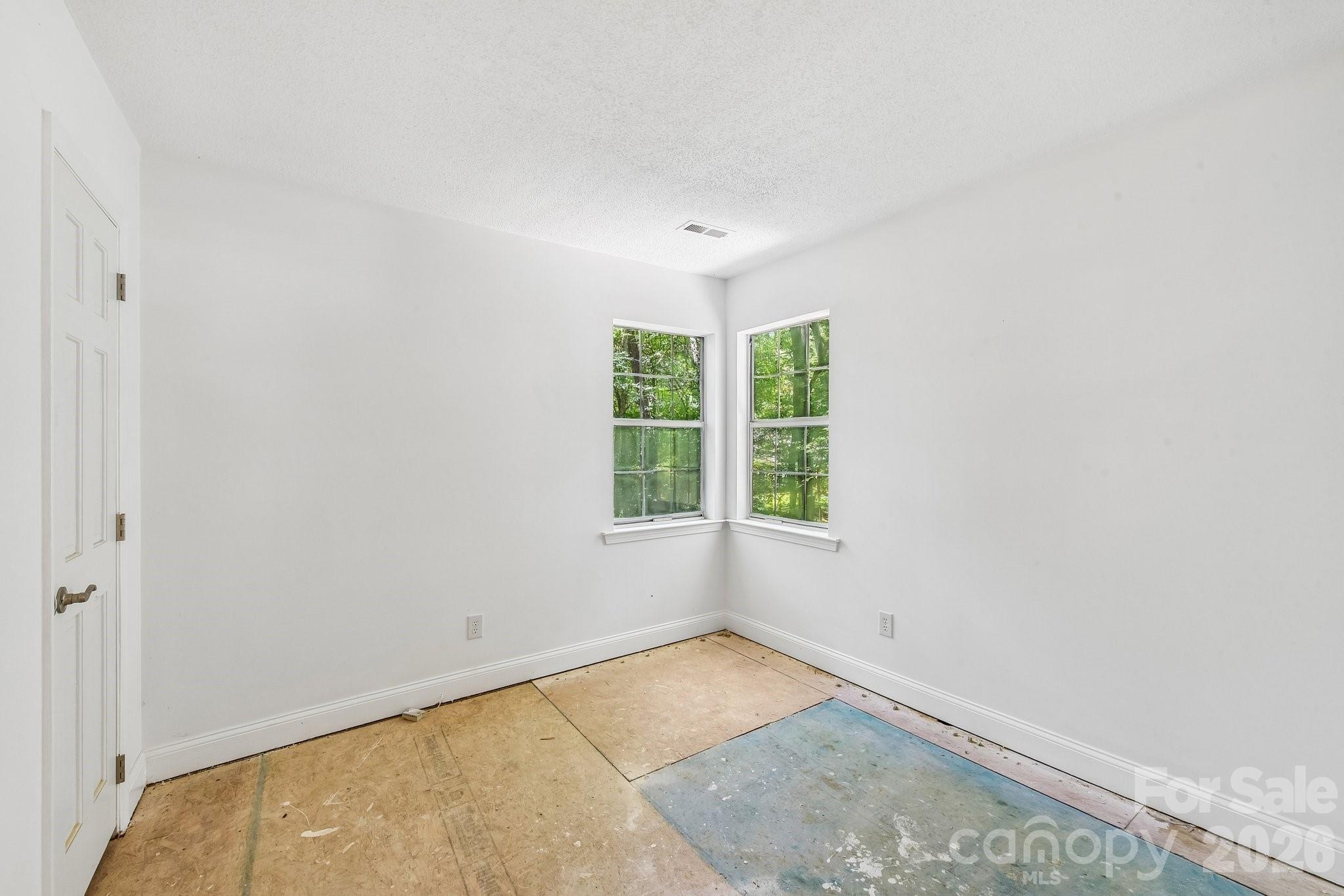 103 Worden Court — Huntersville